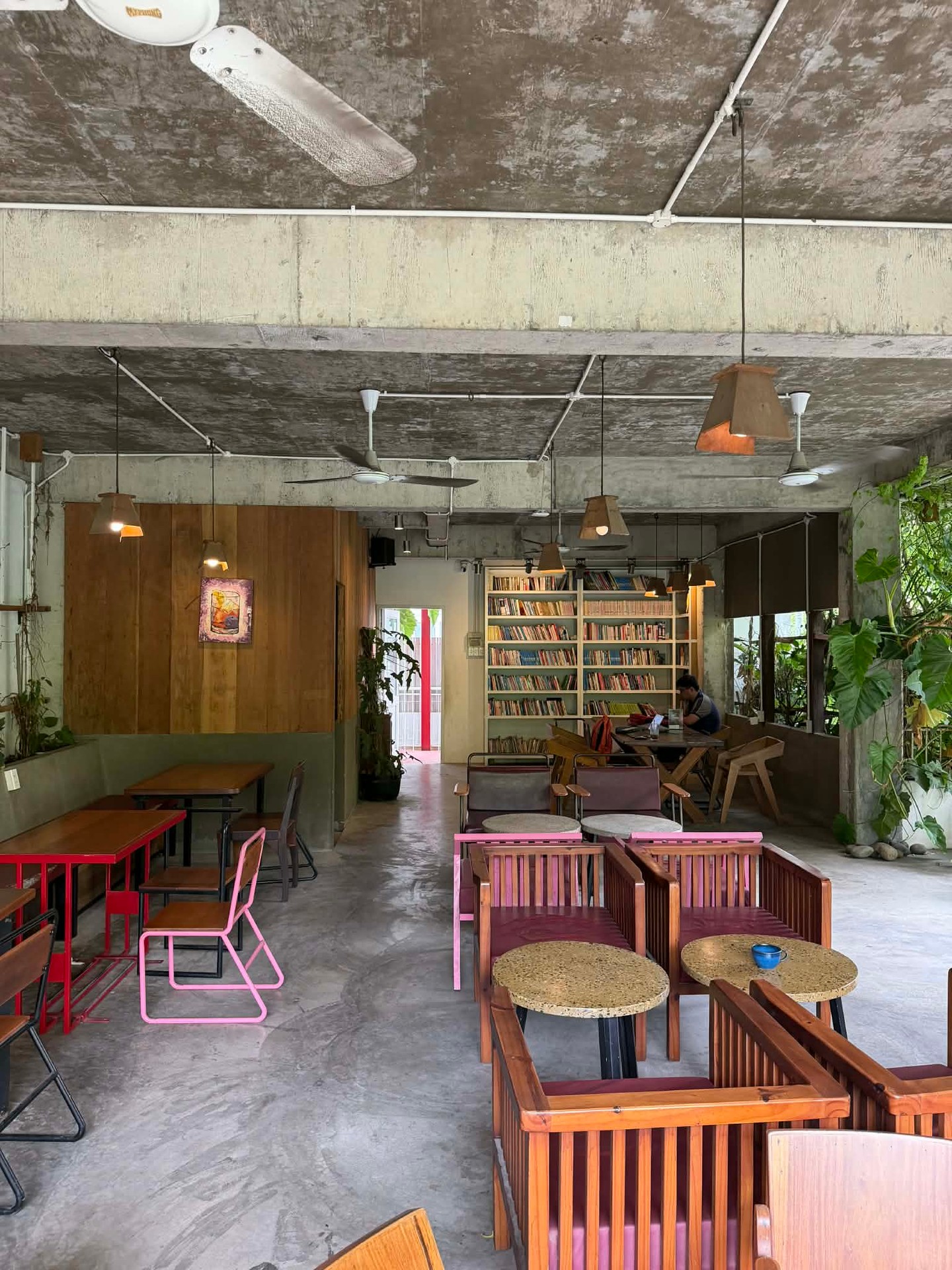 Bán nhà 4 tầng lô góc tại Bình Trưng Đông, phù hợp kinh doanh