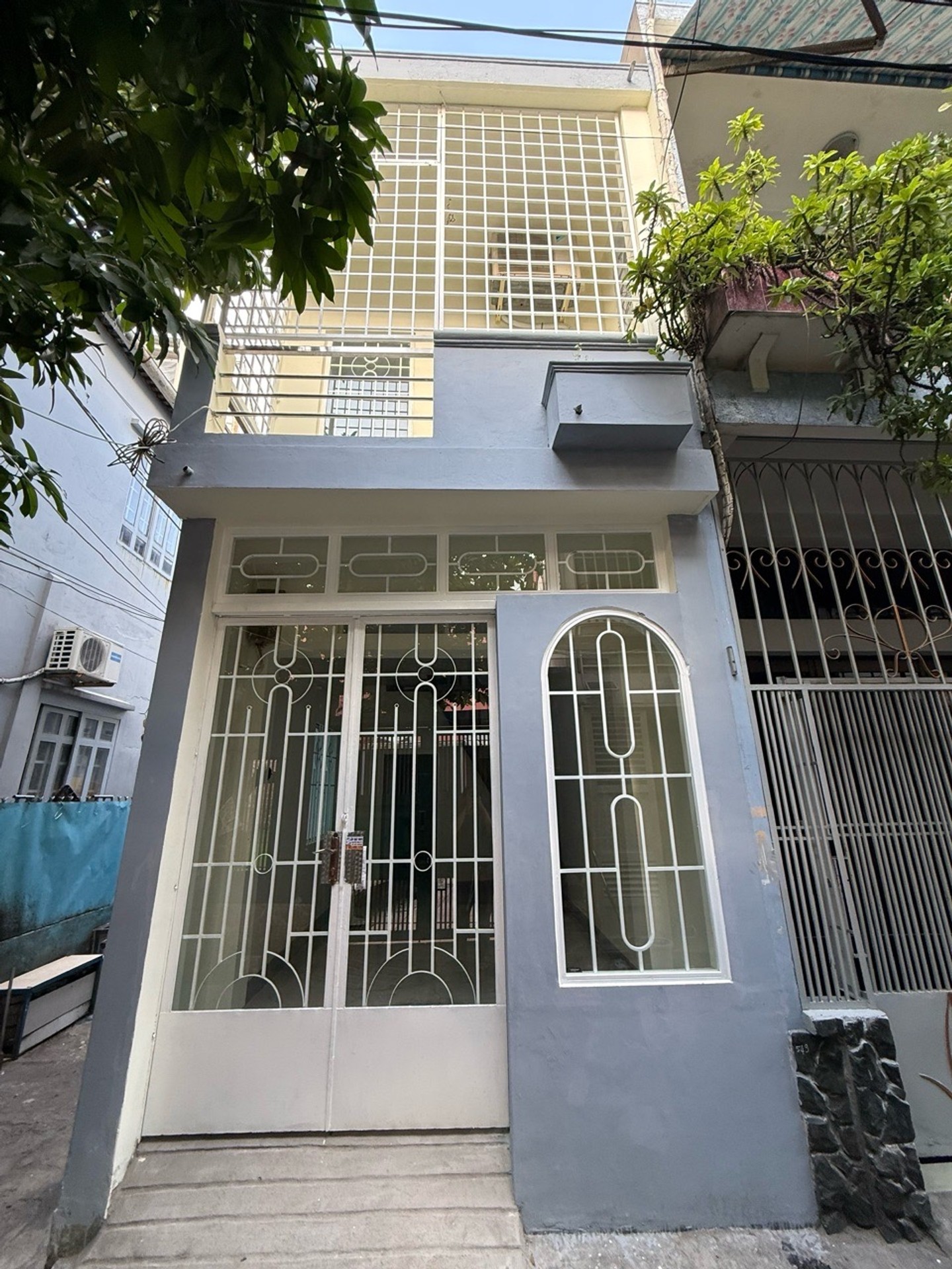 Nhà Lô Góc 2 Tầng Quận 7, Giá Sốc Chỉ 4,1 Tỷ