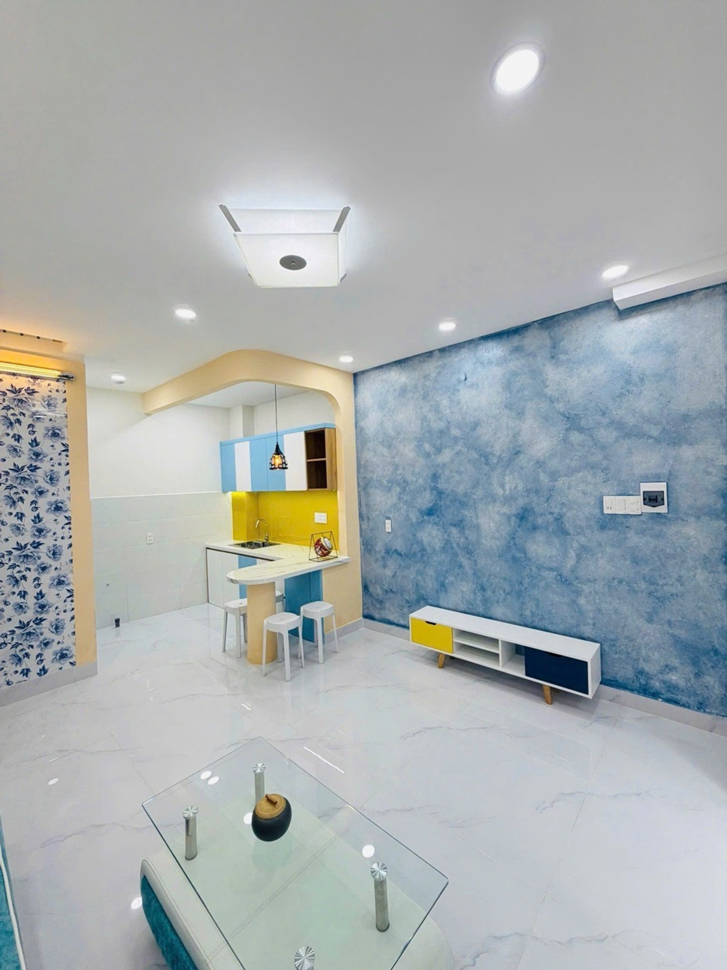 Nhà 3 tầng siêu mới, giá cực hấp dẫn tại Tân Phú