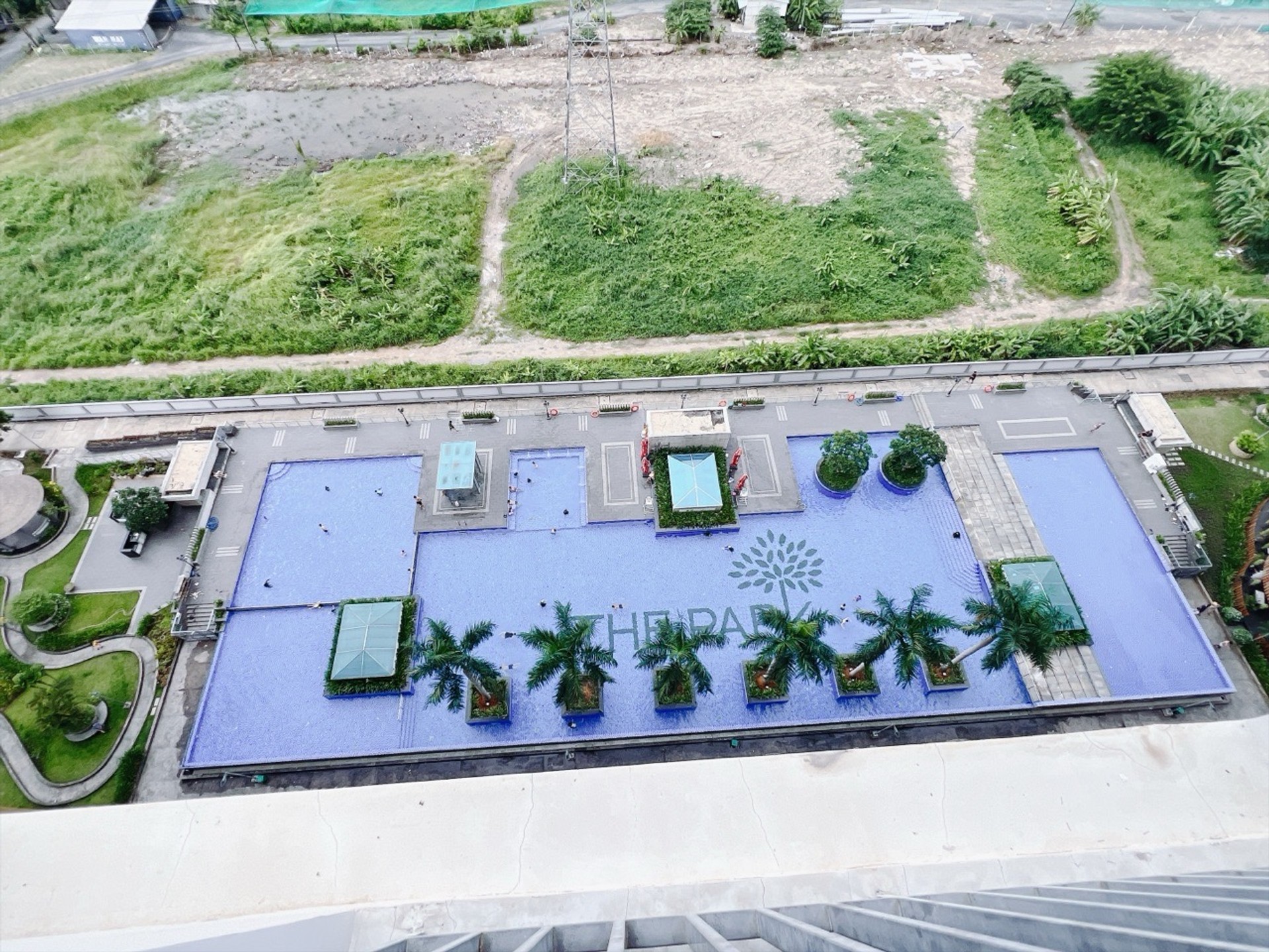 Căn hộ 2PN view đẹp tại The Park Residence giá hợp lý