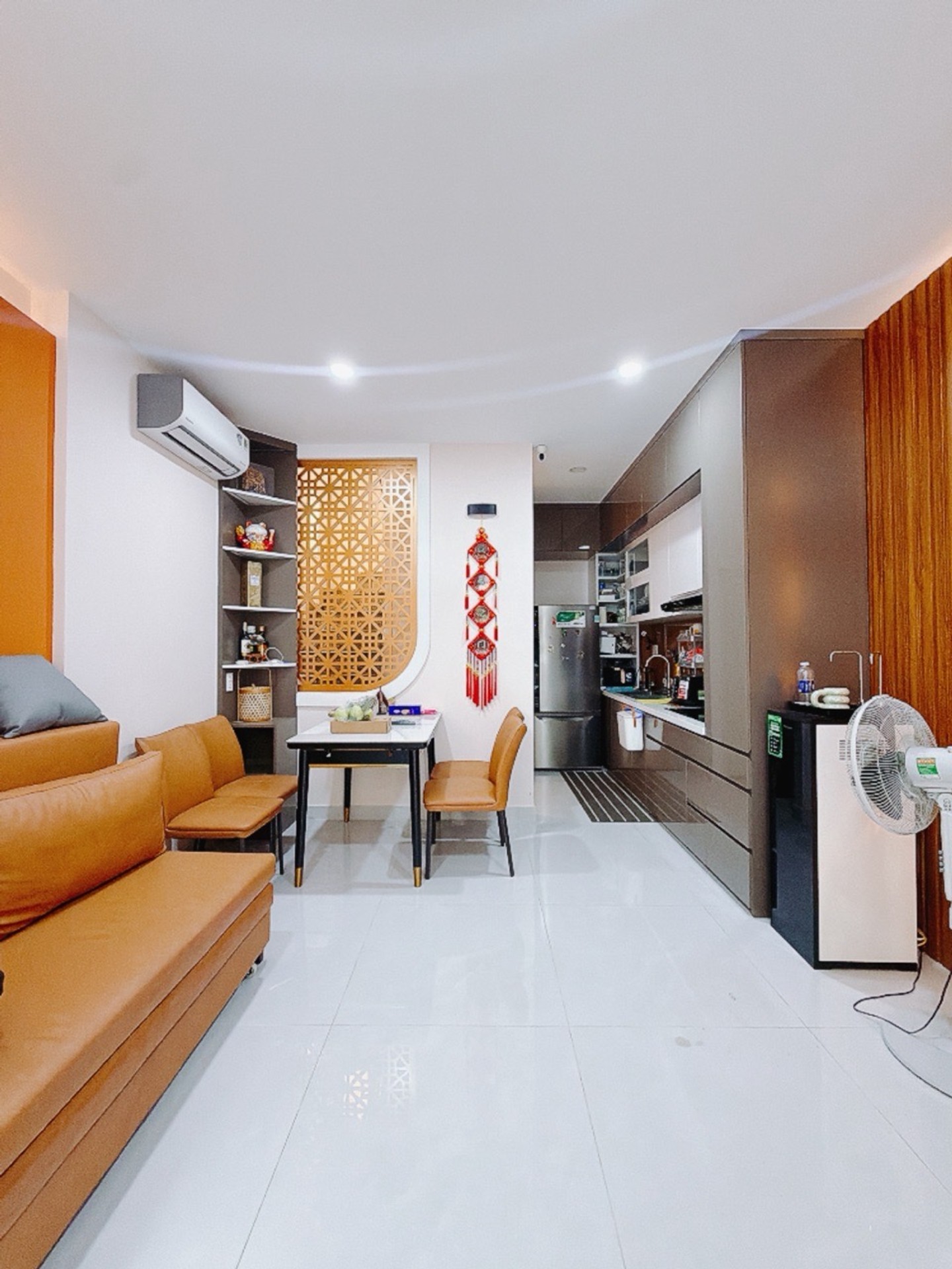 Cơ hội sở hữu nhà mặt phố đẹp, kinh doanh đa năng tại Quận 4