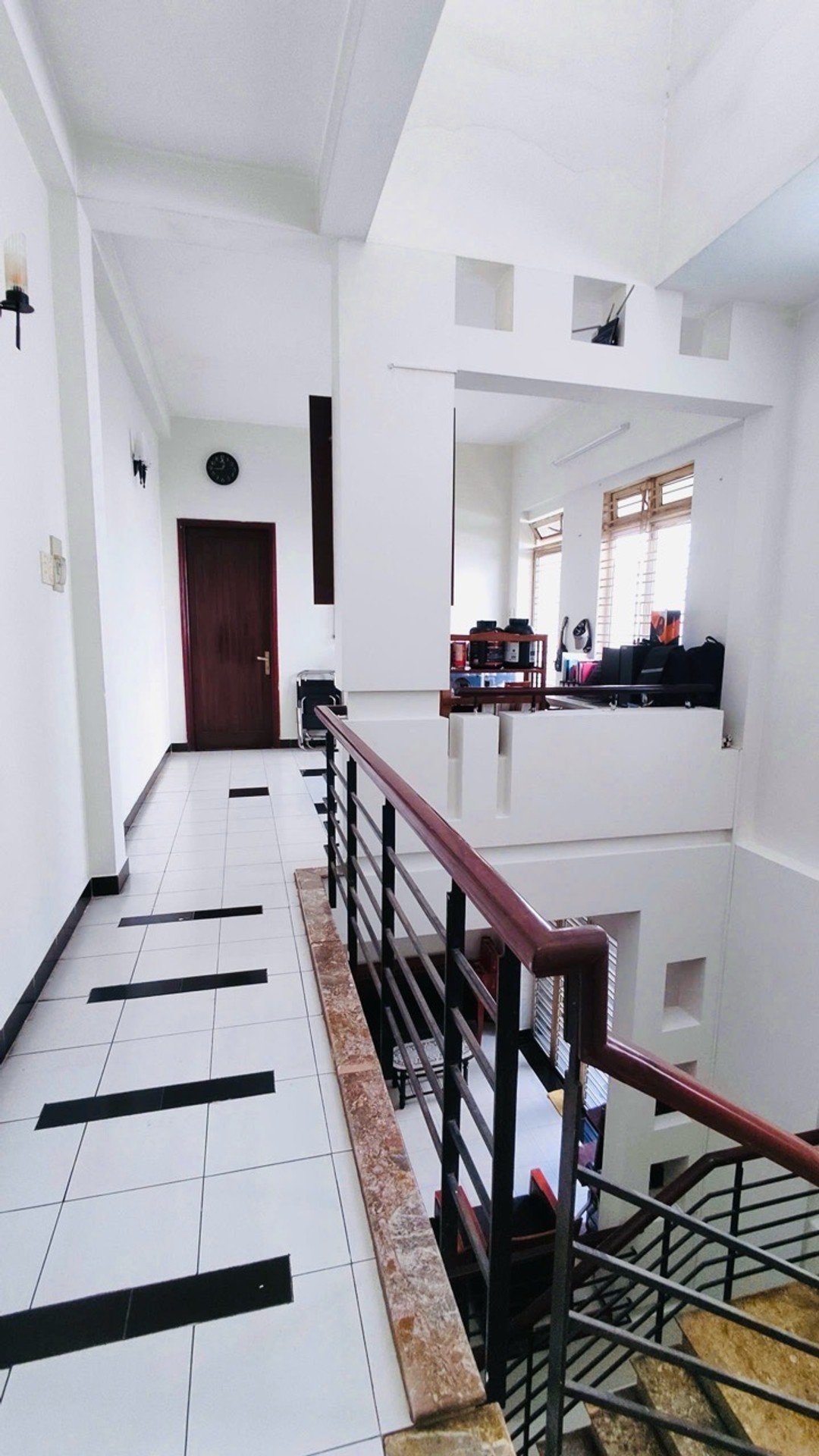 Bán nhà mặt phố 4 tầng 85m2 khu Tên Lửa, đang cho thuê 23 triệu/tháng