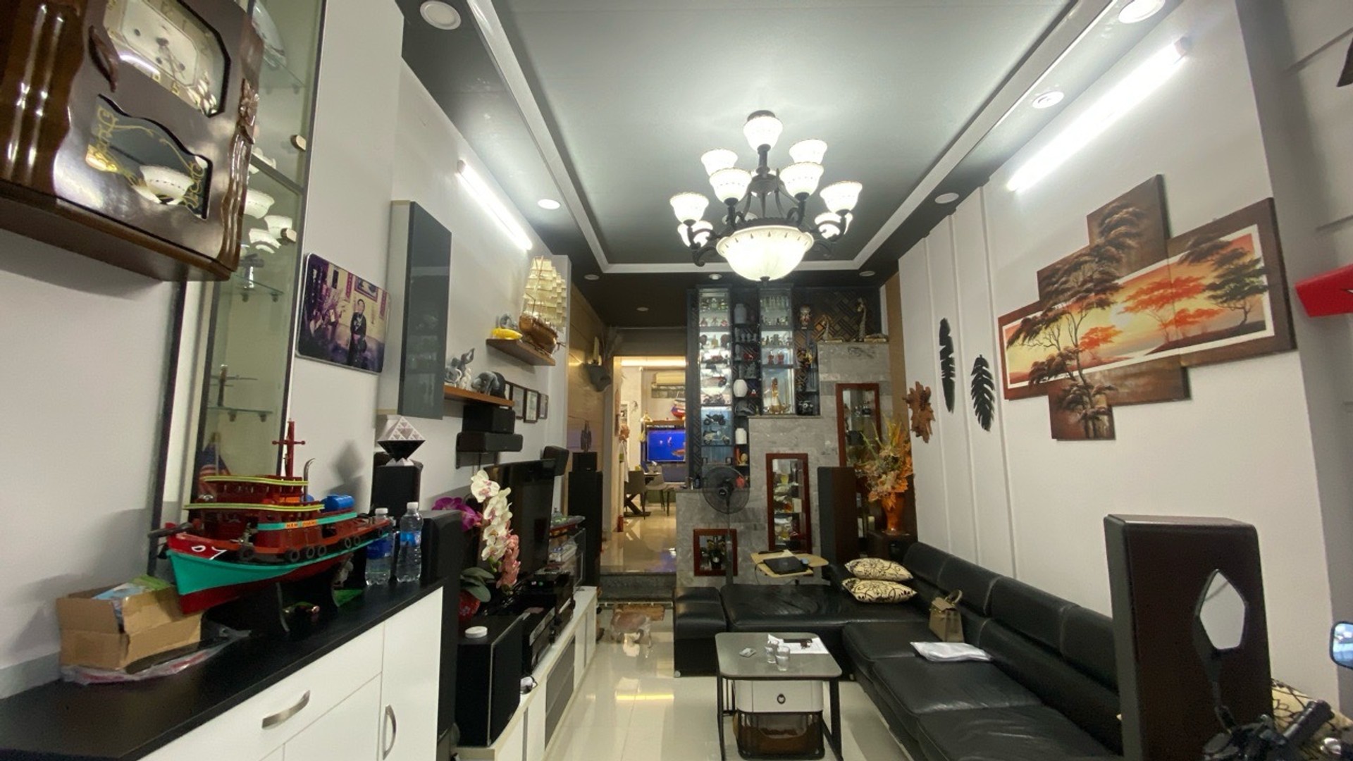 Q.11 - NHÀ 4 TẦNG – 4PN- HXH – GẦN 3 THÁNG 2 – NHỈNH 10 T.Ỷ
