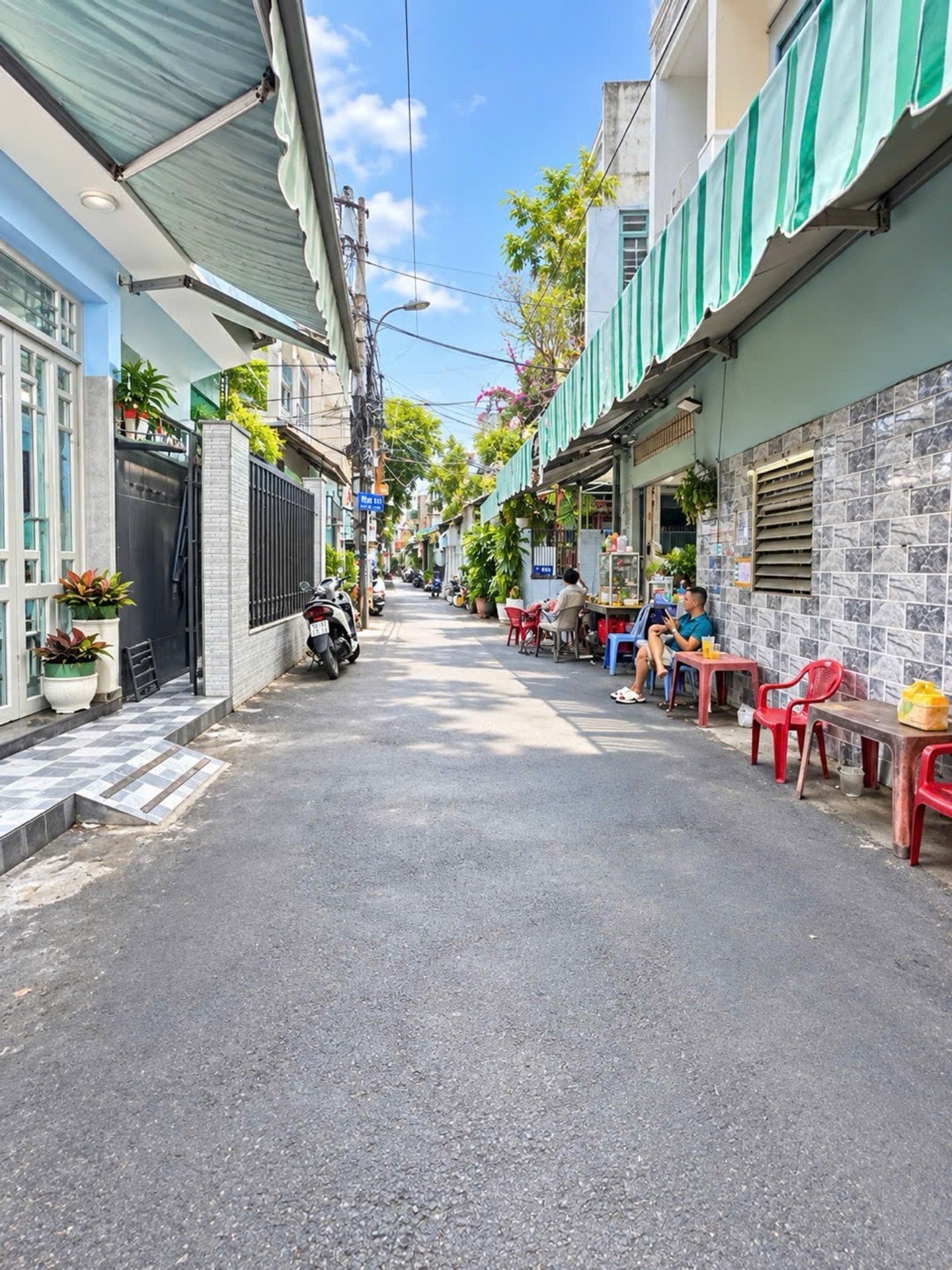 Bán nhà riêng 32m2 3 tầng hẻm xe hơi phường Văn Thân, an ninh tốt