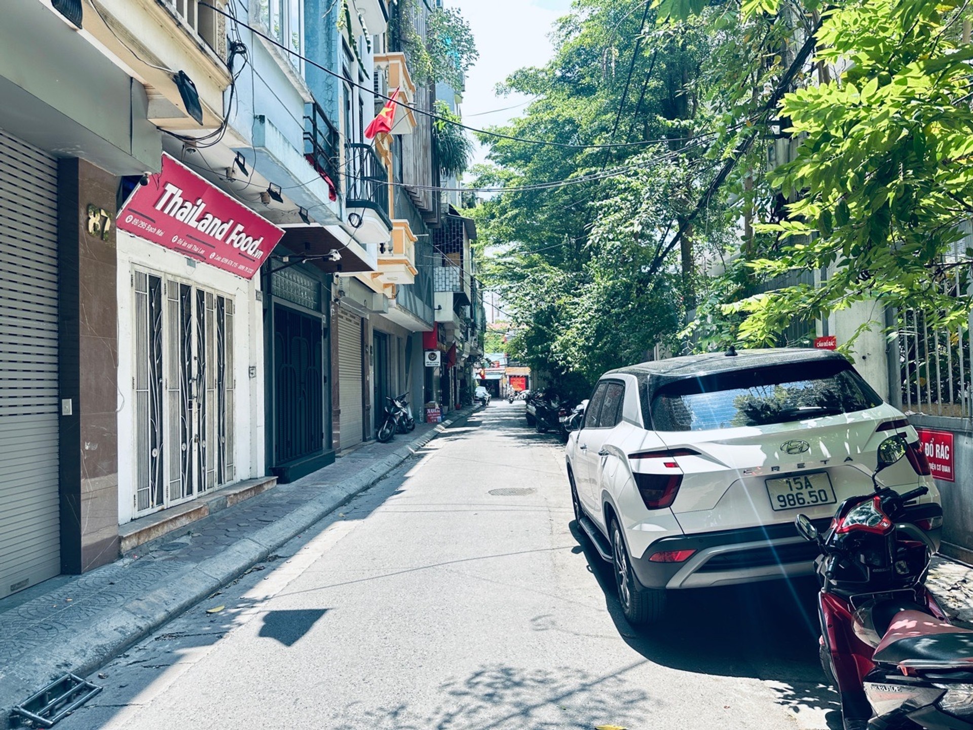 Nhà 4 tầng ô tô kinh doanh trung tâm 2 Bà, giá sốc