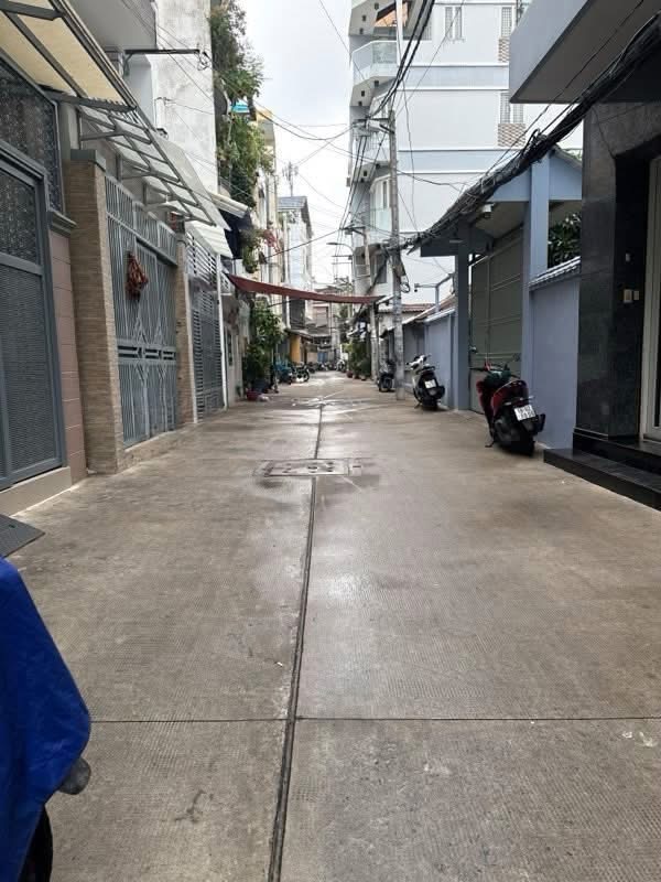 🏡 Hòa Hảo – Quận 10 gần ĐHKT - hẻm xe hơi 6m – 40M2 - 4 tầng btct – 3PN nhà mới đẹp - Giá 11 tỷ TL