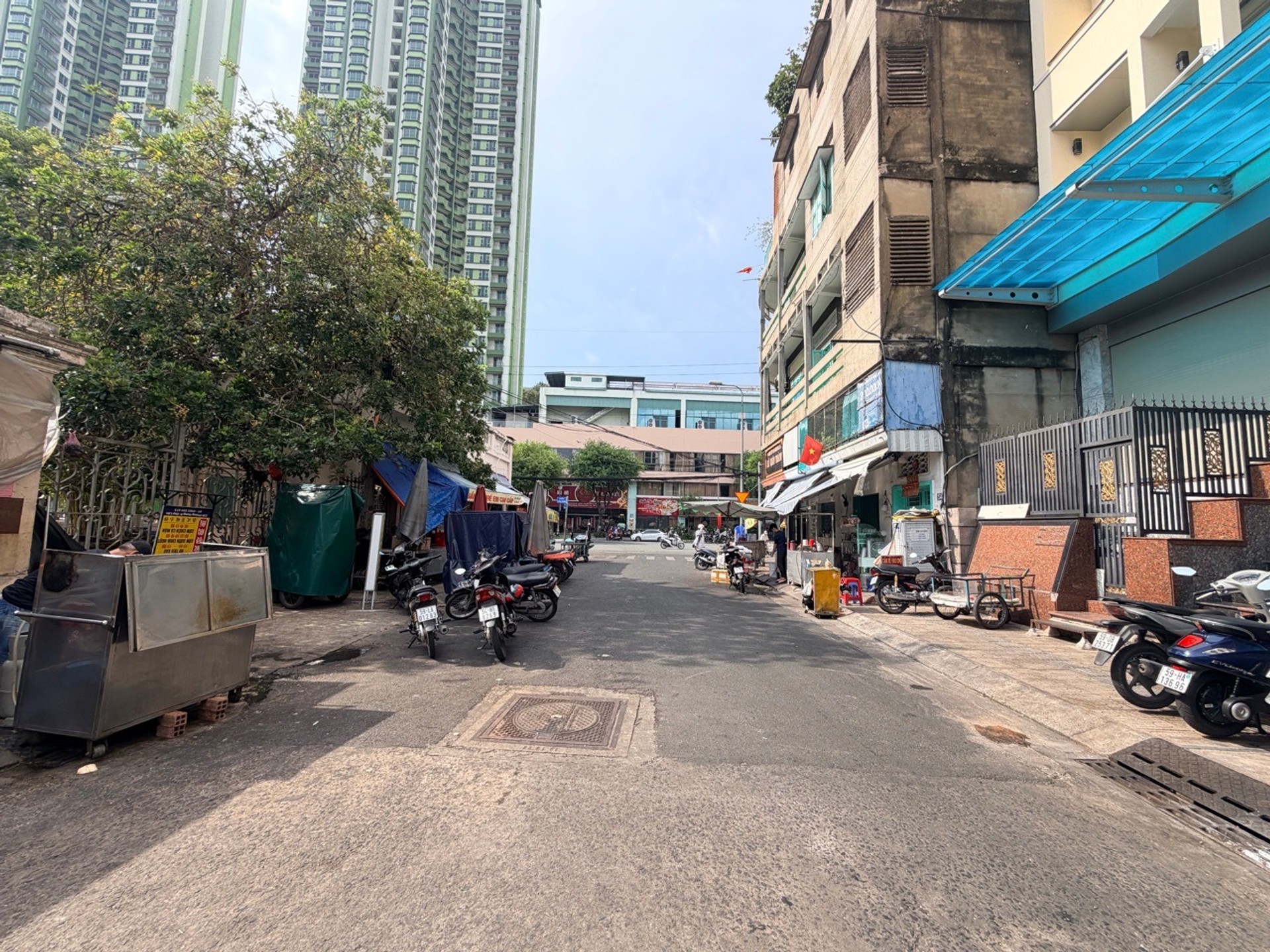 Nhà Quận 5 - Giá Sốc, Vừa Ở Vừa Đầu Tư