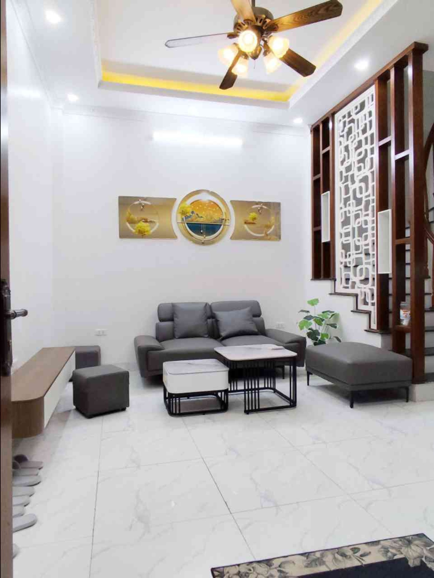 Nhà 5 tầng Nguyễn Đức Cảnh siêu hot, giảm sốc 500 triệu