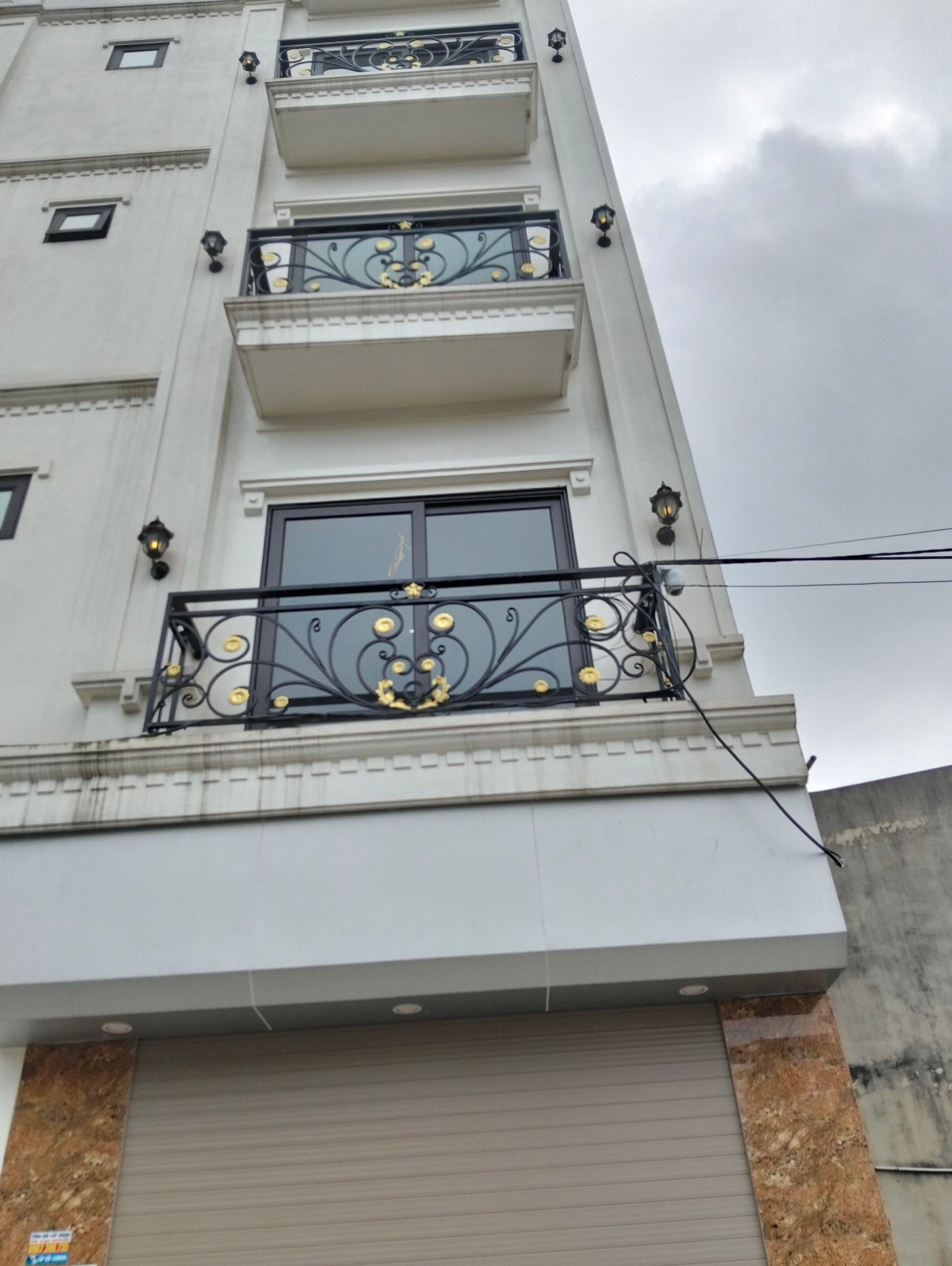 Shophouse 5 Tầng Đẹp Long Lanh, Giá Tốt Tại Trung Tâm