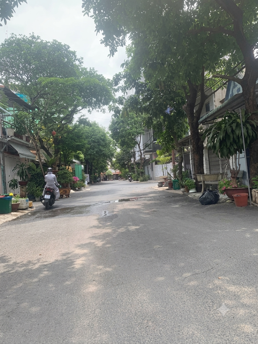 Bán nhà mặt phố 3 tầng 4 PN tại Lê Văn Khương giá 5.85 tỷ[26gc]