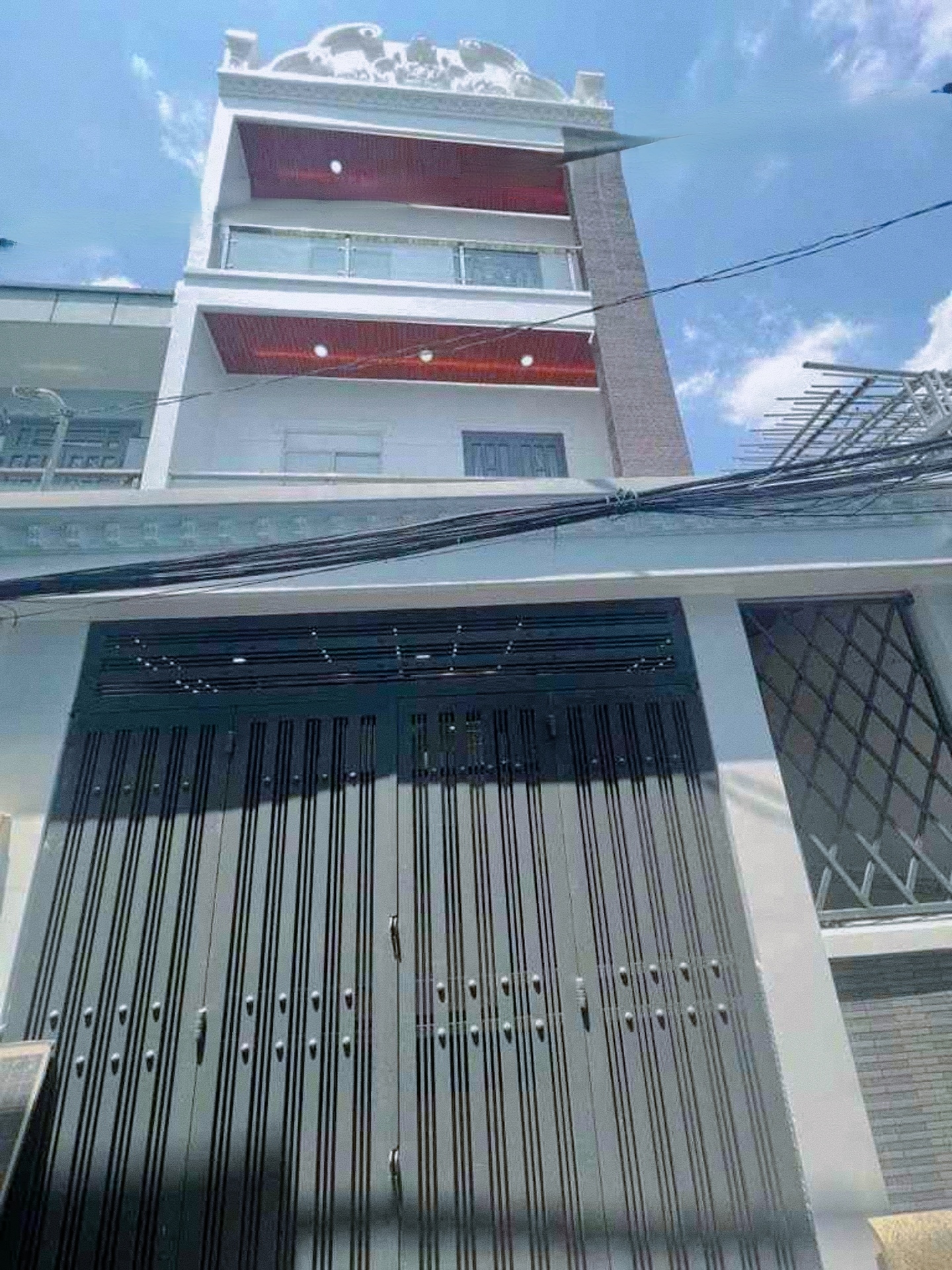 🏡 3 TẦNG – KỀ AEON MALL TÂN PHÚ – HẺM 4M – SÁT MẶT TIỀN – CHỈ NHỈNH 5 TỶ XÍU