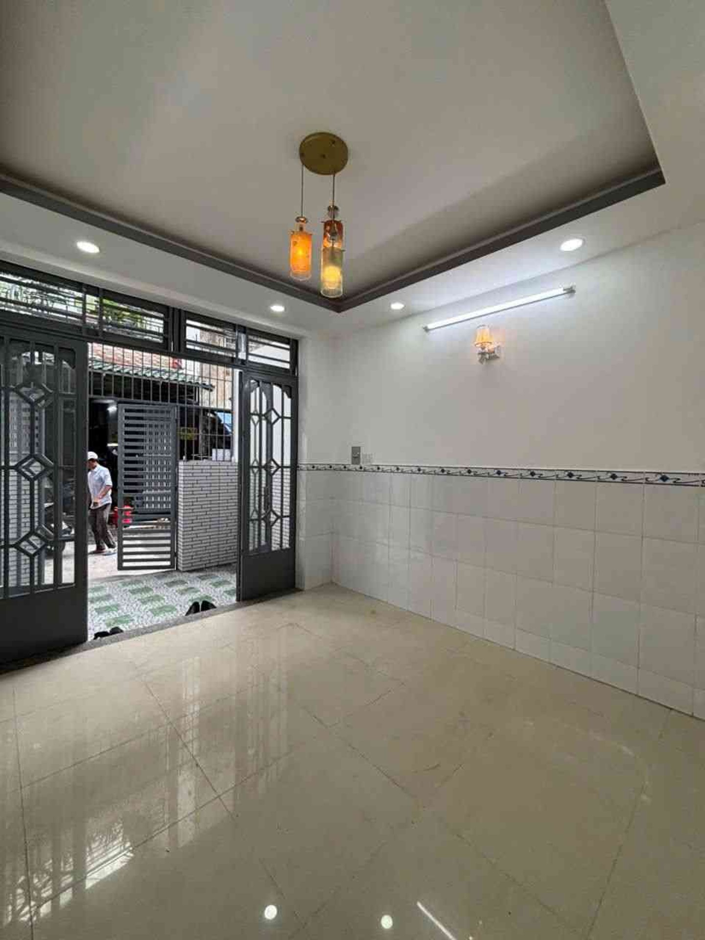 Nhà 2 tầng gần Emart Phan Huy Ích, Gò Vấp. giá 4.2 tỷ, 43m²