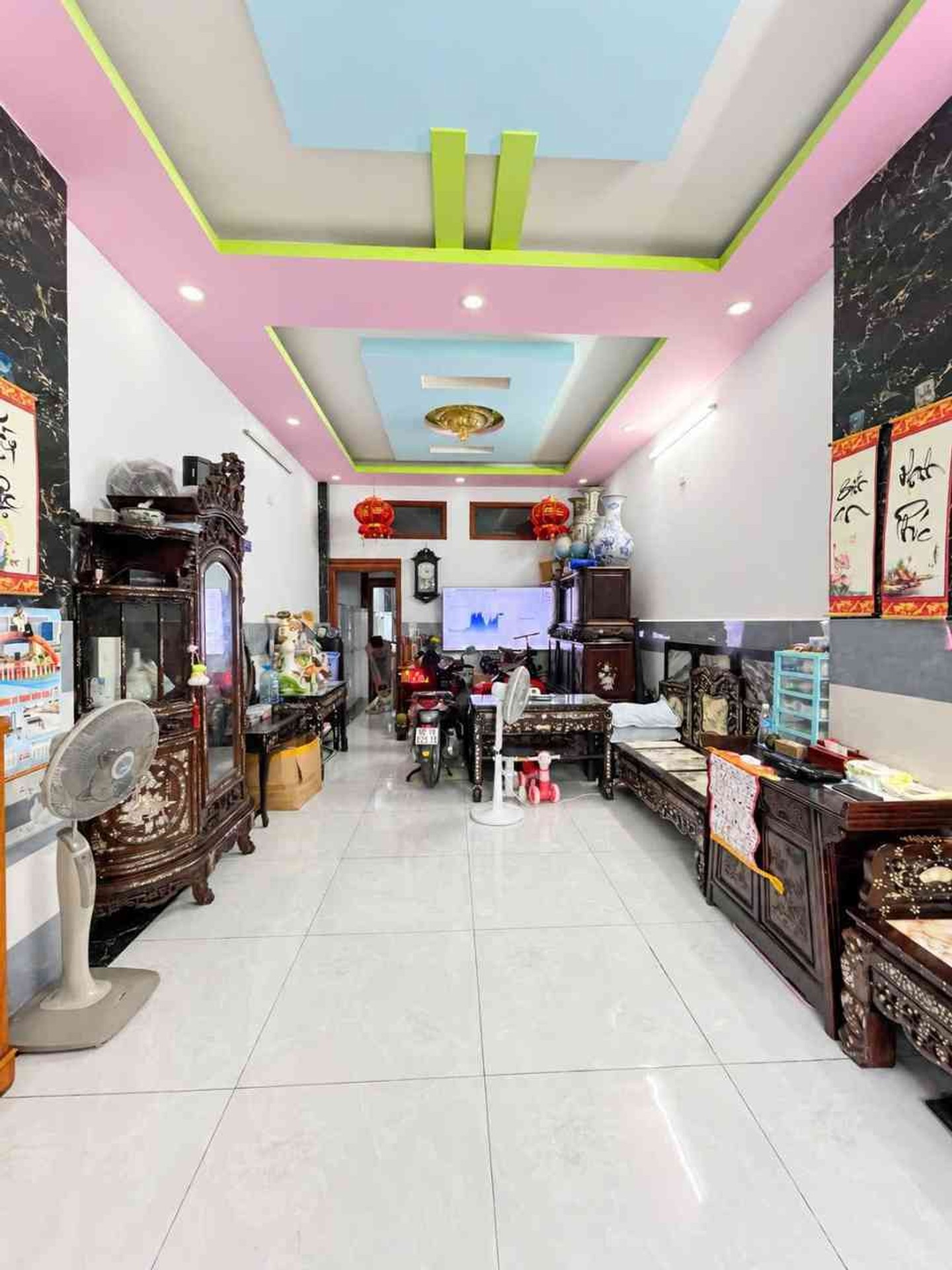 Bán nhà mặt phố 5 tầng mặt tiền Quốc lộ 22 diện tích 64m2