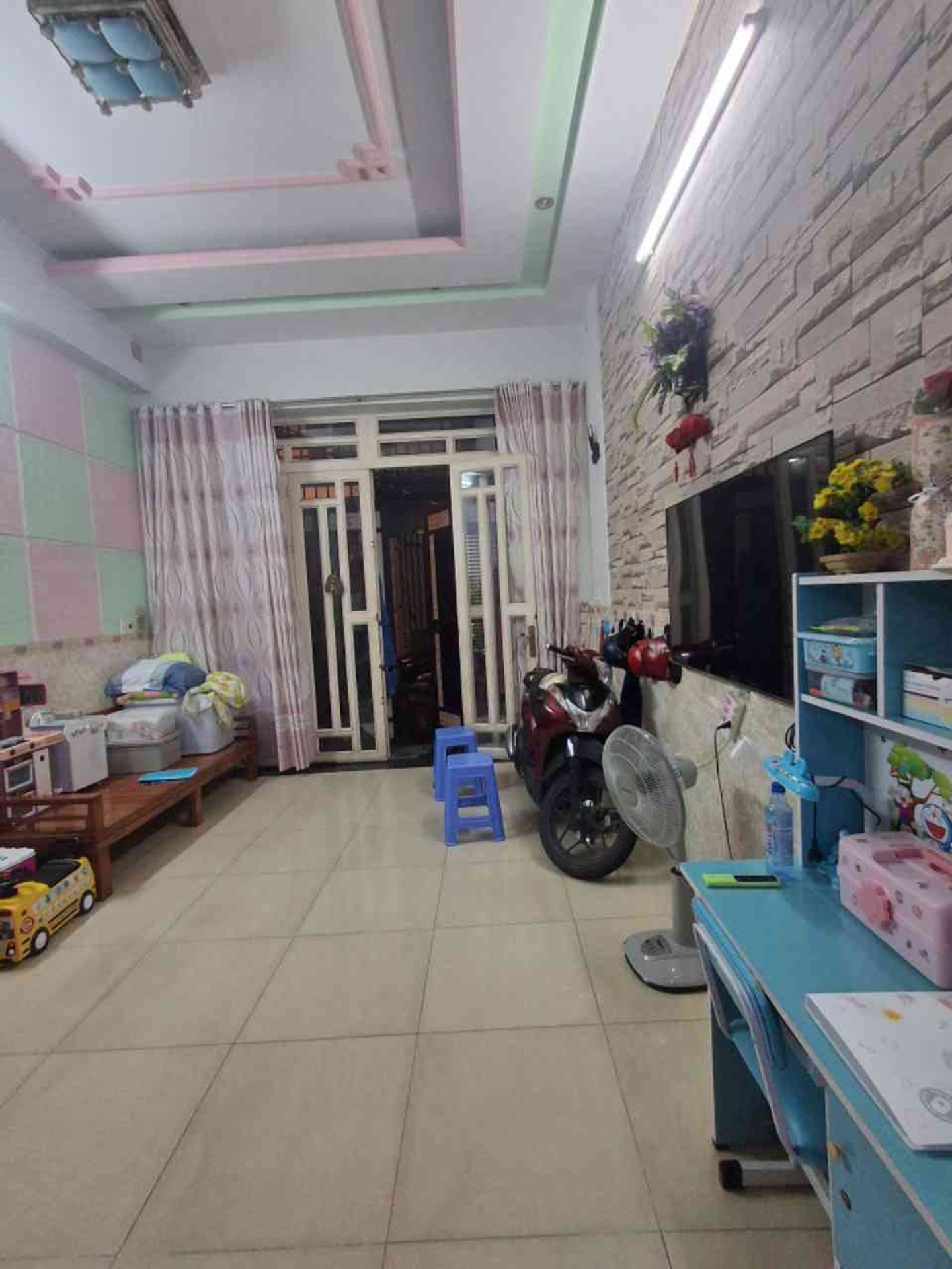 Nhà 4 tầng 4 phòng ngủ hẻm xe hơi ở Bình Trị Đông, TP.HCM giá 6.15 tỷ