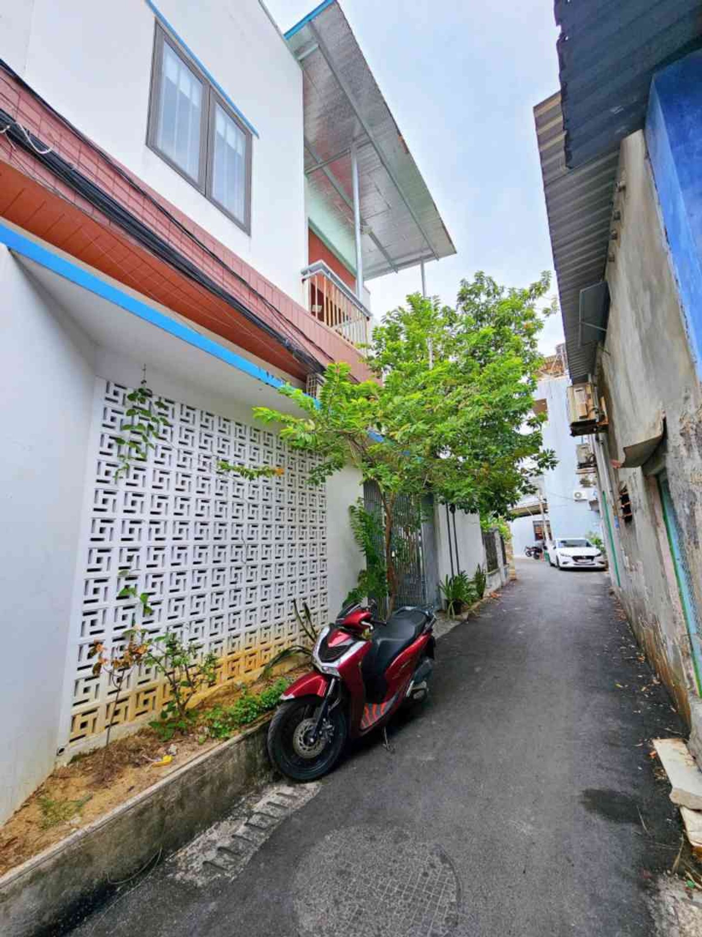 NHÀ 2 TẦNG KIỆT Ô TÔ TÔN ĐẢN, CẨM LỆ - GIÁ NHÀ BẰNG GIÁ ĐẤT, THÔNG ĐIỂN BIÊN PHỦ, GẦN CHỢ CHIỀU - D