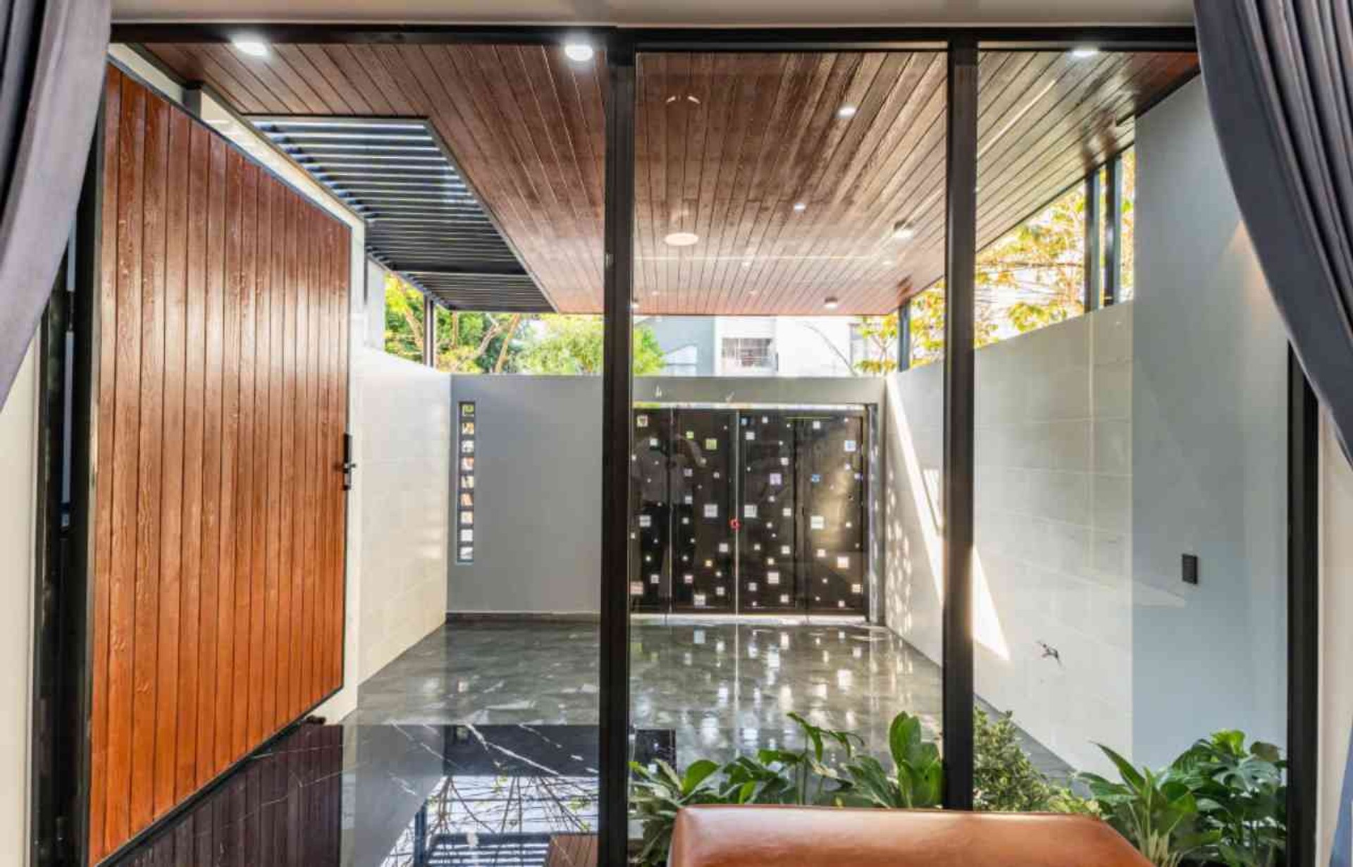 HÒA XUÂN 100M² – NHÀ 3 TẦNG, ĐƯỜNG 7M5… NHƯNG GIÁ CHỈ 8.X TỶ 👀