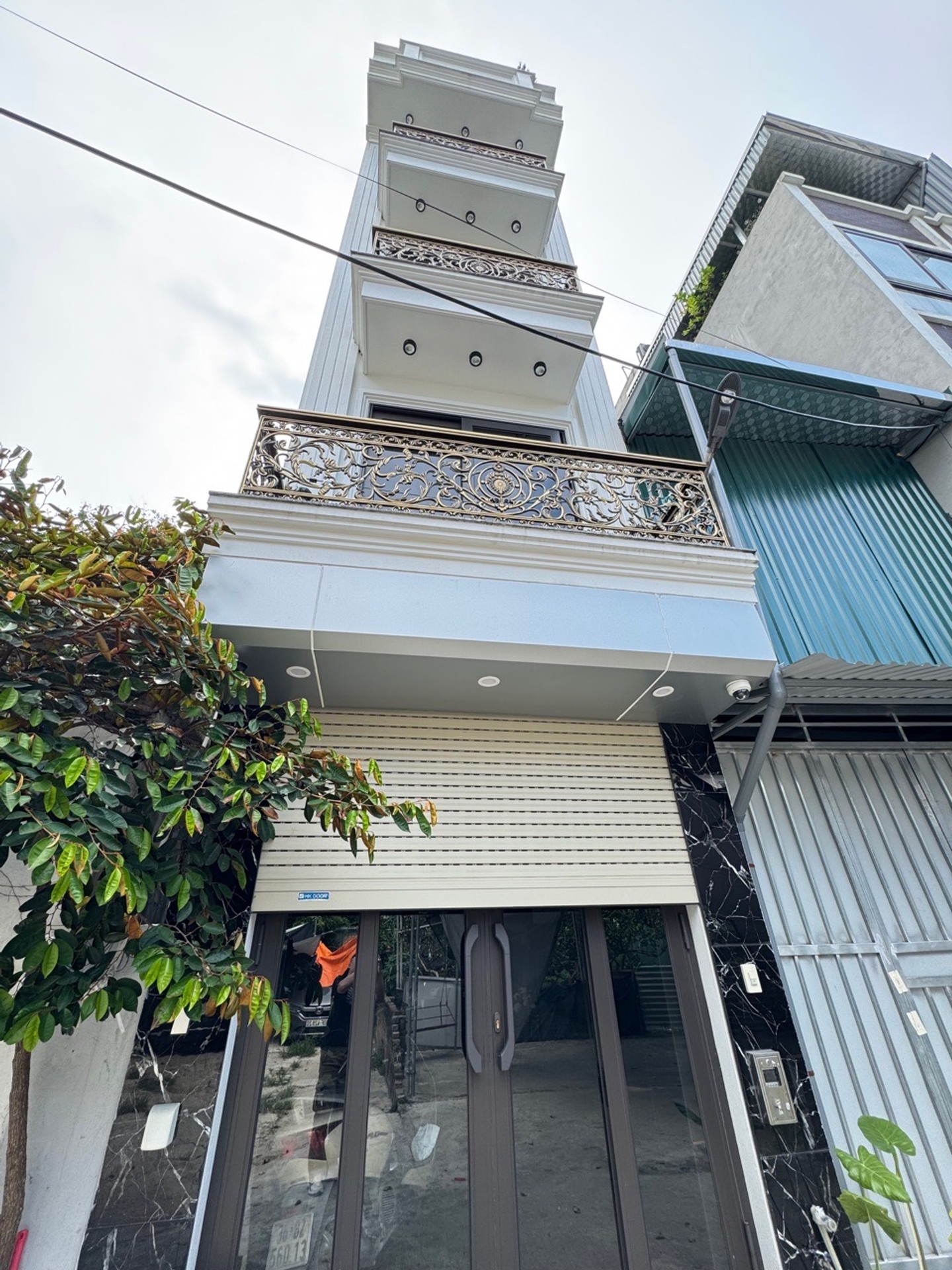 BÁN NHÀ DƯƠNG NỘI 6 TẦNG THANG MÁY ĐƯỜNG OTO