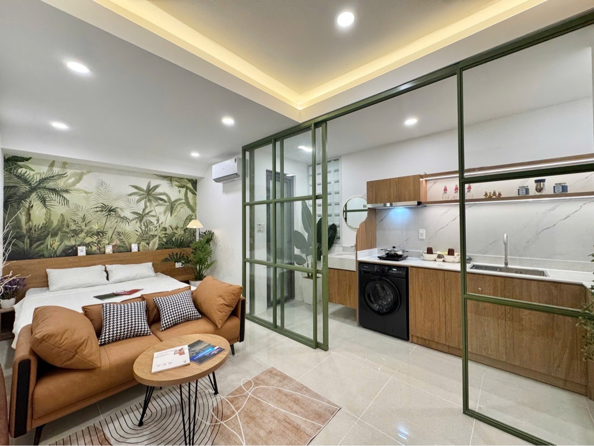 Nhà 6 tầng xịn xò 20 phòng cho thuê, quận 10 giá hợp lý