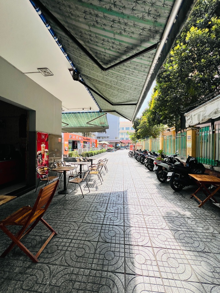 Bán nhà mặt phố Bàu Cát, diện tích 113m2, giá 9,5 tỷ