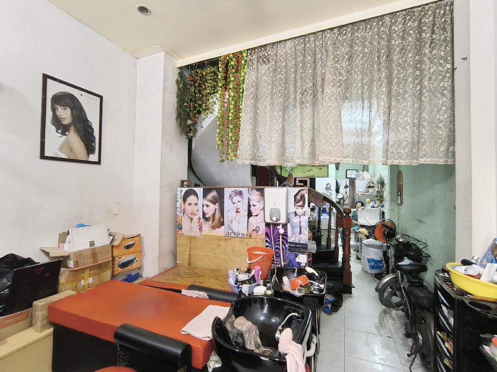 Nhà 4 tầng hẻm xe tải, kinh doanh đa ngành, diện tích 64 m2