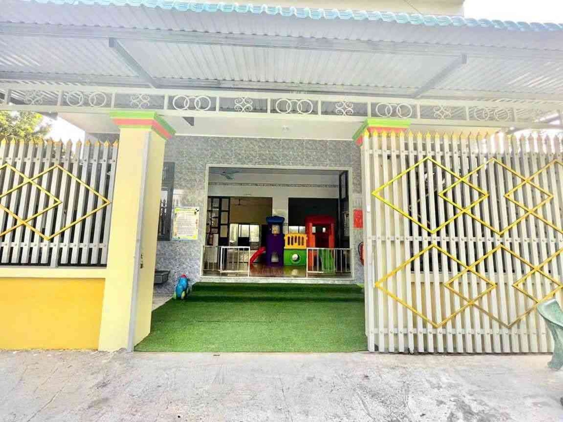 Nhà 2 tầng gần trường mầm non Tỉnh Lộ 15, Củ Chi, diện tích gần 300m2