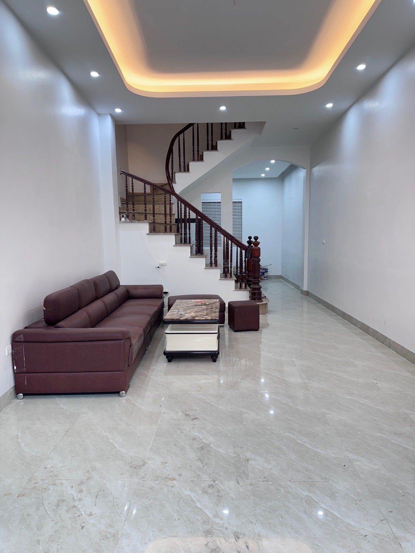 Cơ hội sở hữu nhà phố Định Công Thượng mặt ngõ ô tô, vị trí vàng đáng giá