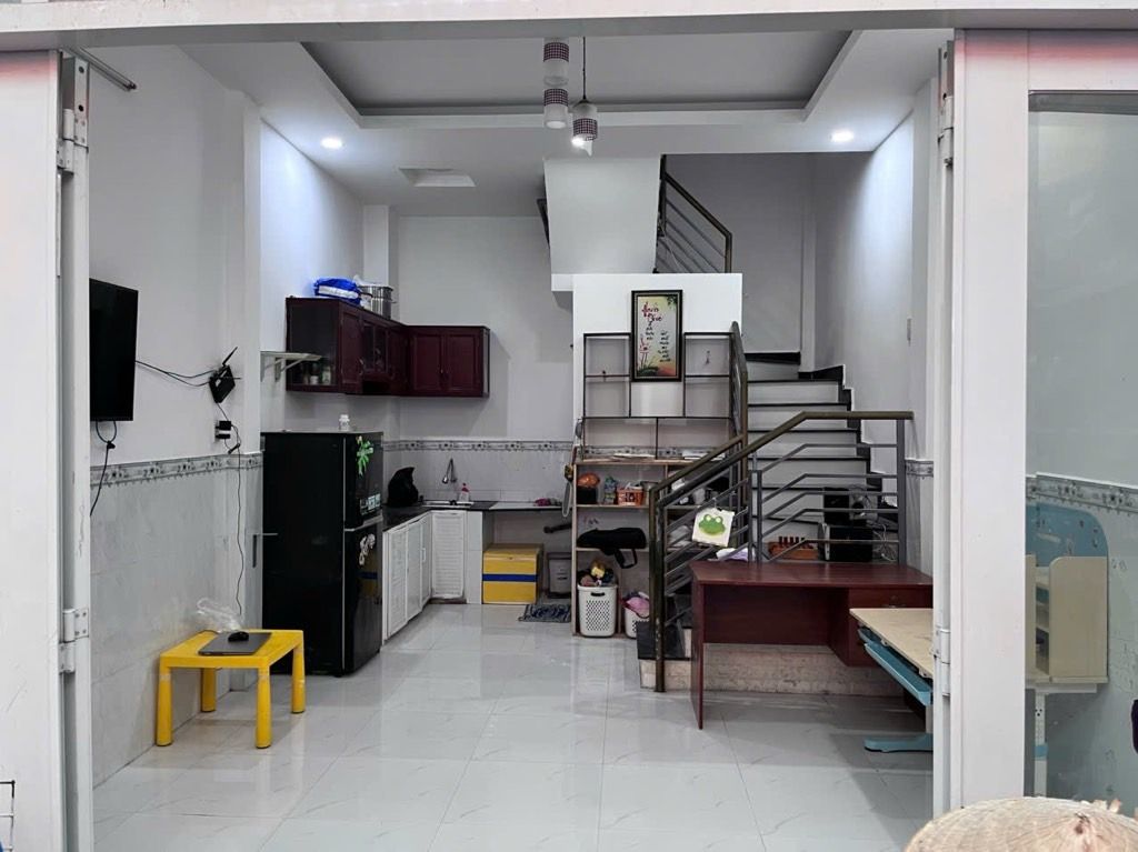 Bán nhà 2 tầng 34m2 giá 4.4 tỷ tại Phú Thọ Hòa, Tân Phú