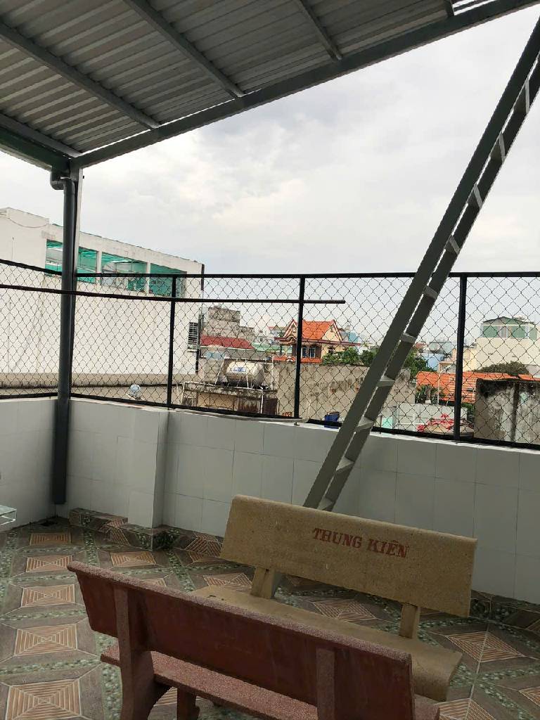 Nhà 3 tầng 3 ngủ, 5 toilet, hẻm thông Tân Phú, giá 10,7 tỷ