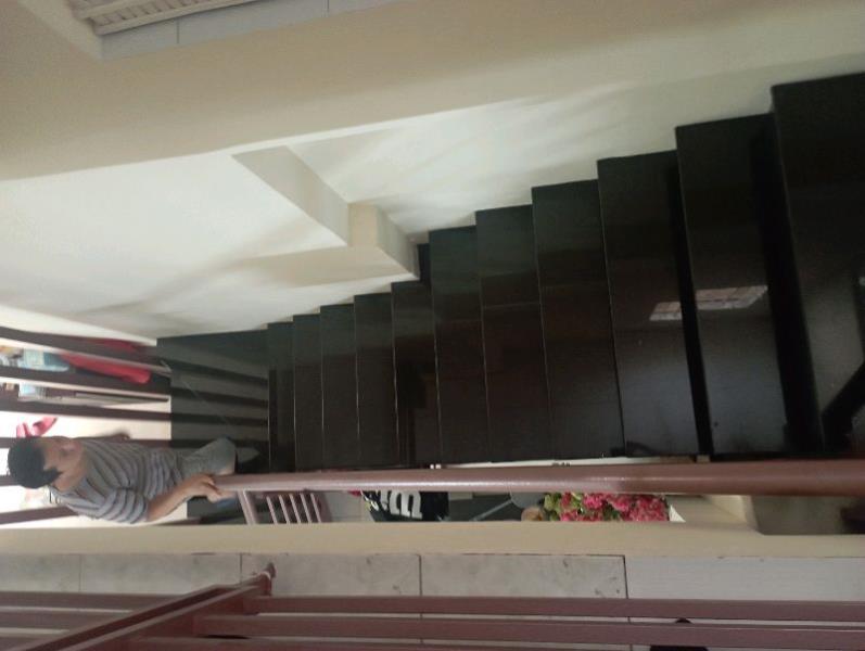Nhà 2 tầng 3 phòng ngủ gần mặt tiền đường Tân Bình