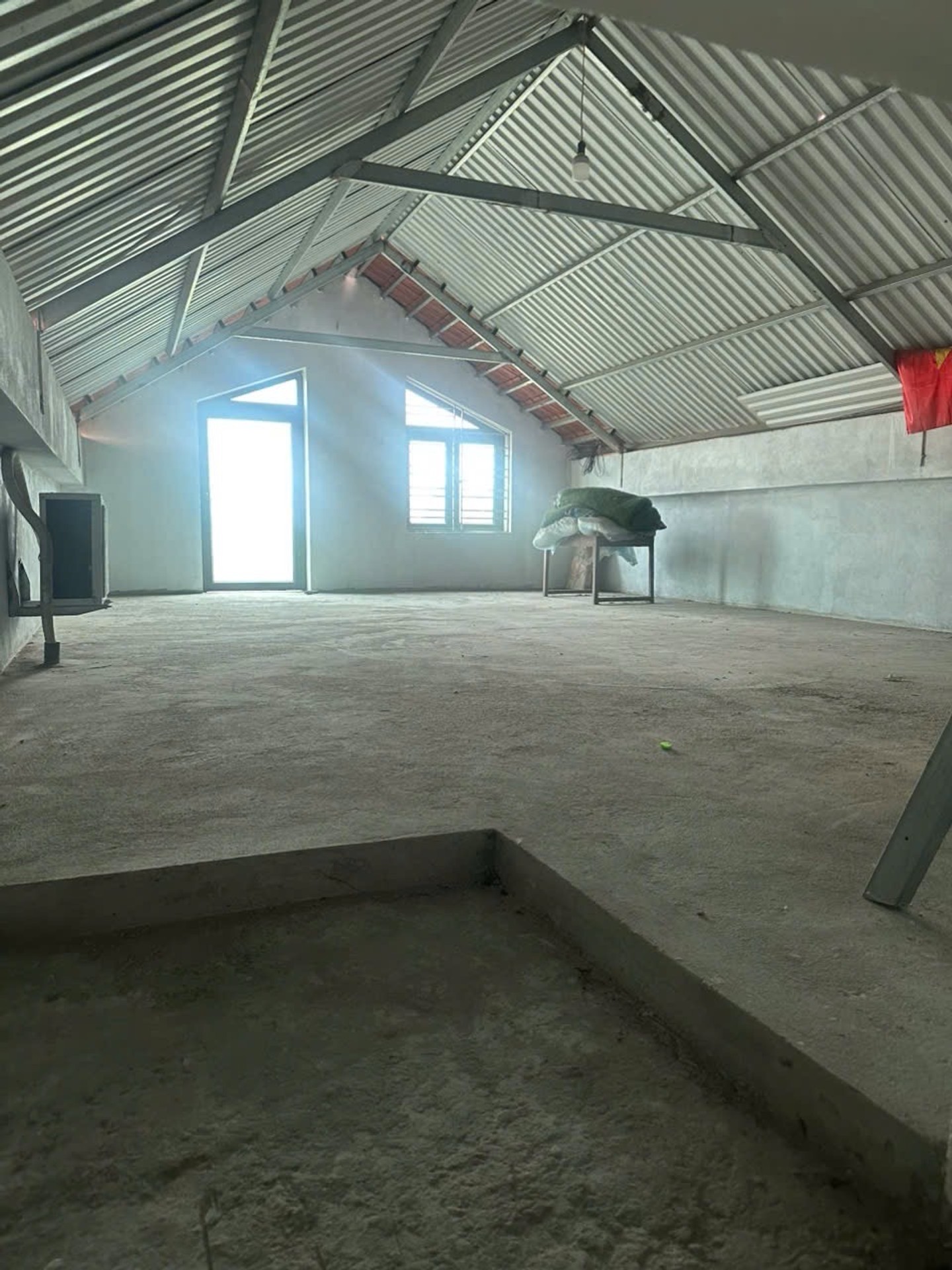 CẦN BÁN GẤP: MUA ĐẤT TẶNG NHÀ 3 TẦNG TẠI THUẬN THÀNH, BẮC NINH
 Diện tích: 96m²
 Đường rộng: 2 ô t