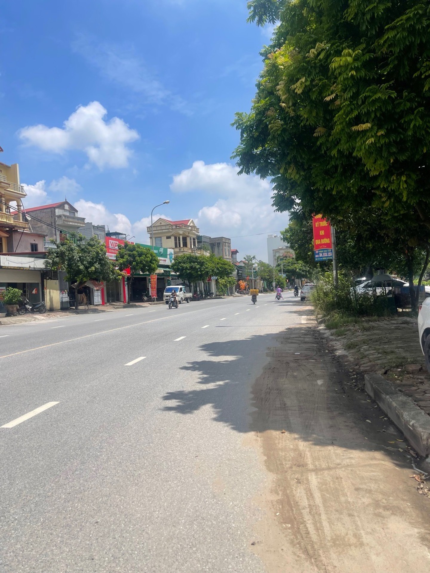 Cơ hội hiếm có sở hữu nhà lô góc 3 tầng mặt tiền 5m tại Thôn Sáp Mai, Thiên Lộc giá tốt