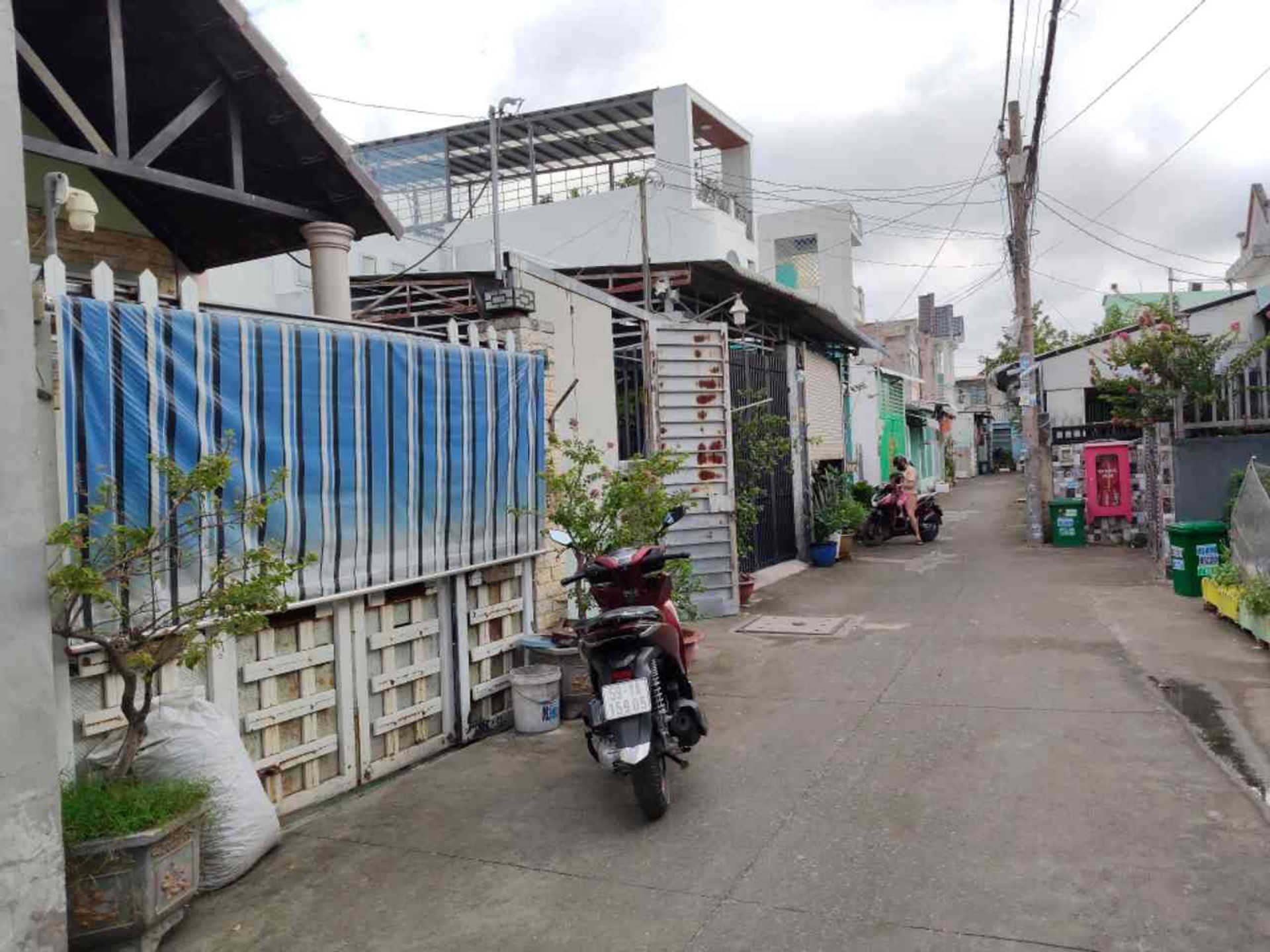 🏡 BÁN NHÀ RIÊNG BÀ ĐIỂM – HÓC MÔN | 4,6 TỶ
• Diện tích sử dụng 77,5m², nhà 2 tầng
• Gồm 2PN – 2WC