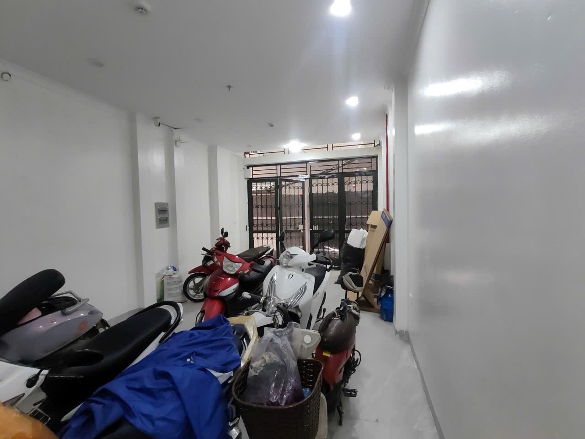 Cơ hội đầu tư đắc địa với tòa chung cư mini 16 phòng full nội thất tại Định Công Thượng