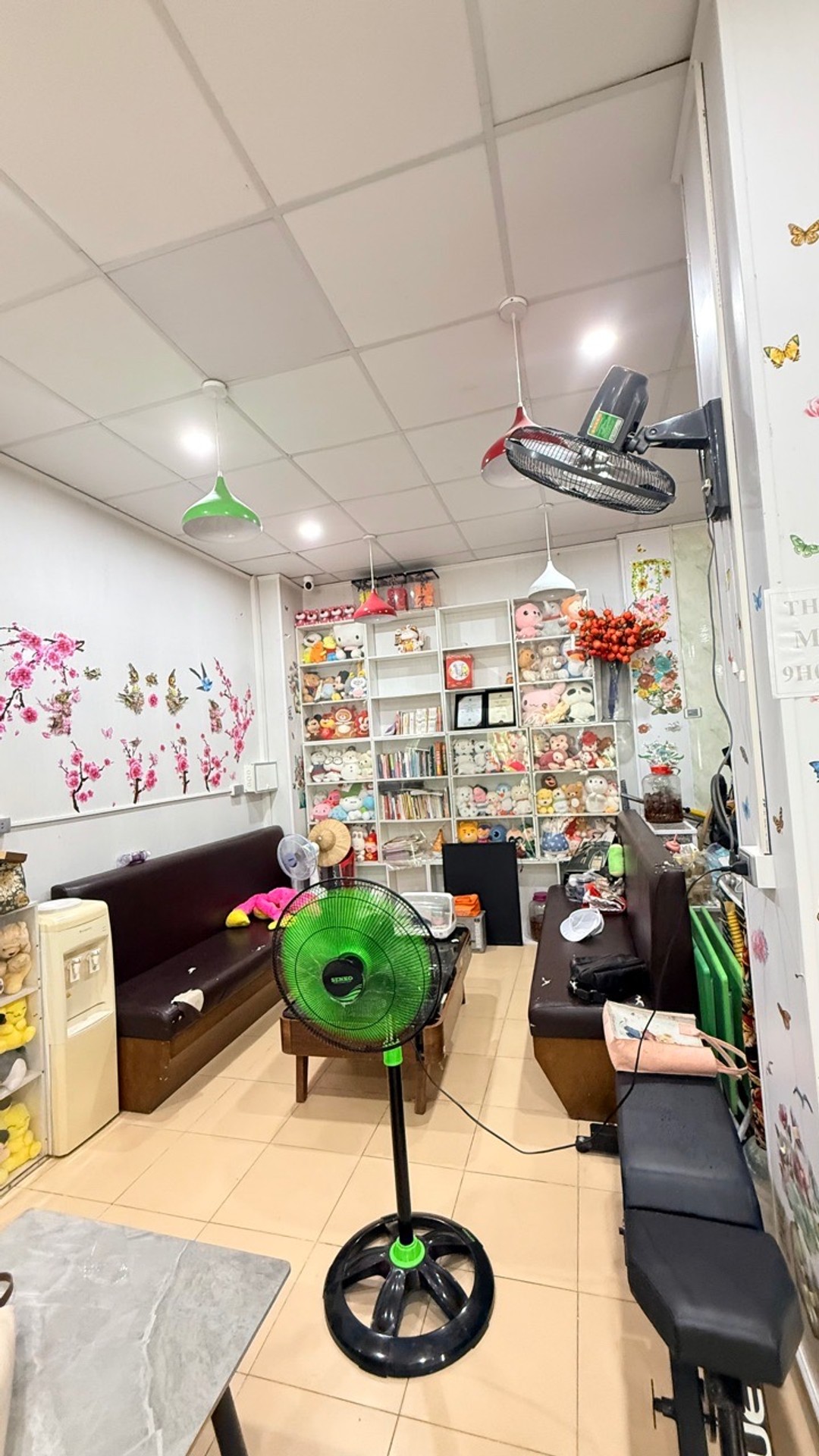 Cơ hội sở hữu nhà riêng 4 tầng mặt tiền rộng tại Thạch Bàn với view công viên hiếm có