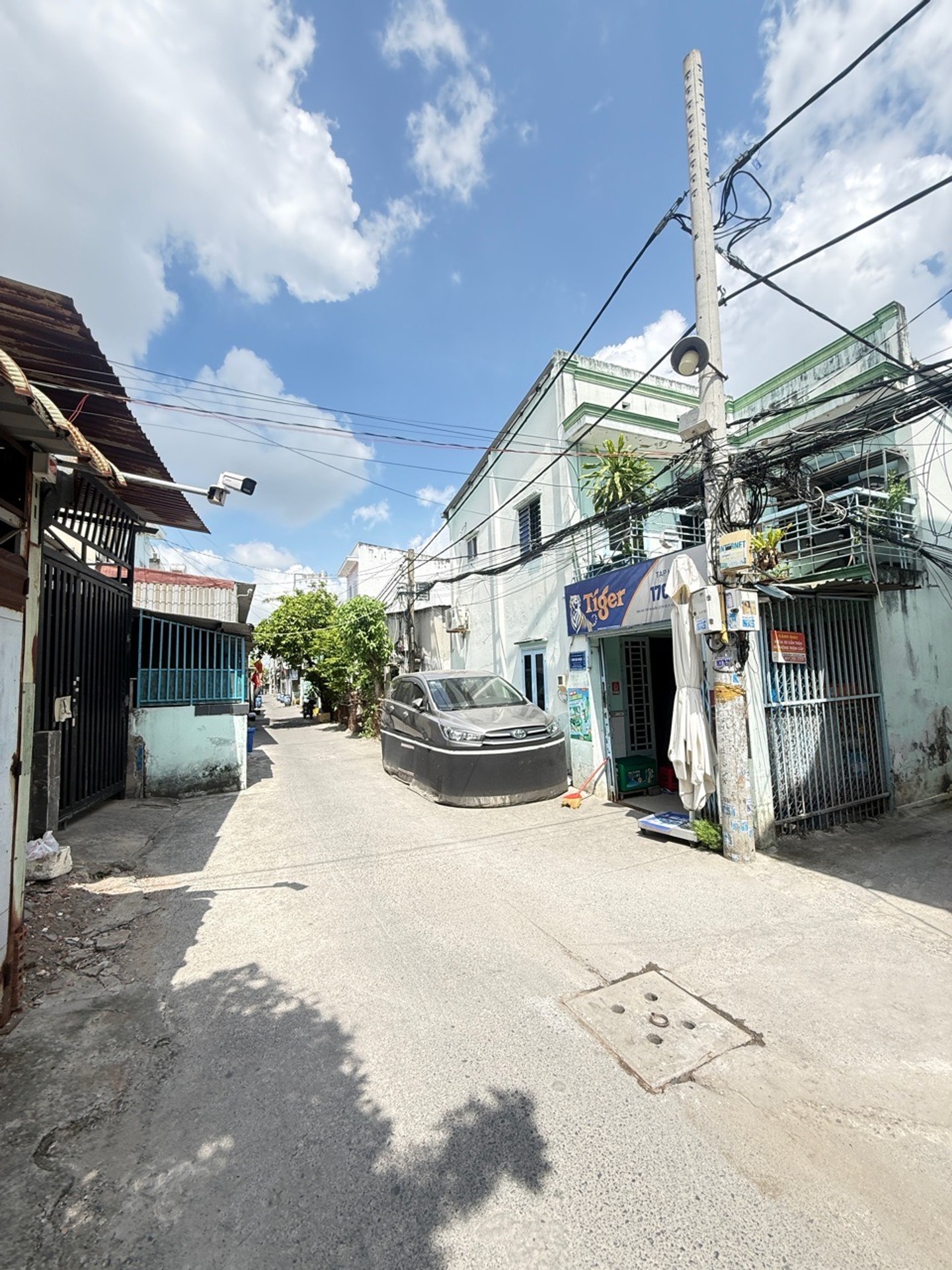 Bán nhà riêng phường Hiệp Bình, diện tích 137m2, xe hơi vào nhà, gần Ngã Tư Bình Phước