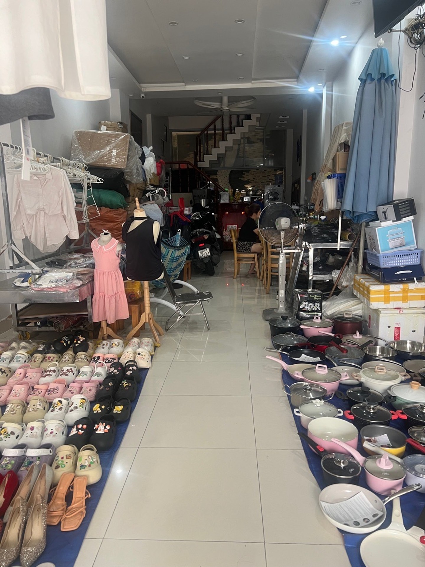 Bán nhà mặt phố 5 tầng diện tích 69m2 tại Tân Phú TP HCM