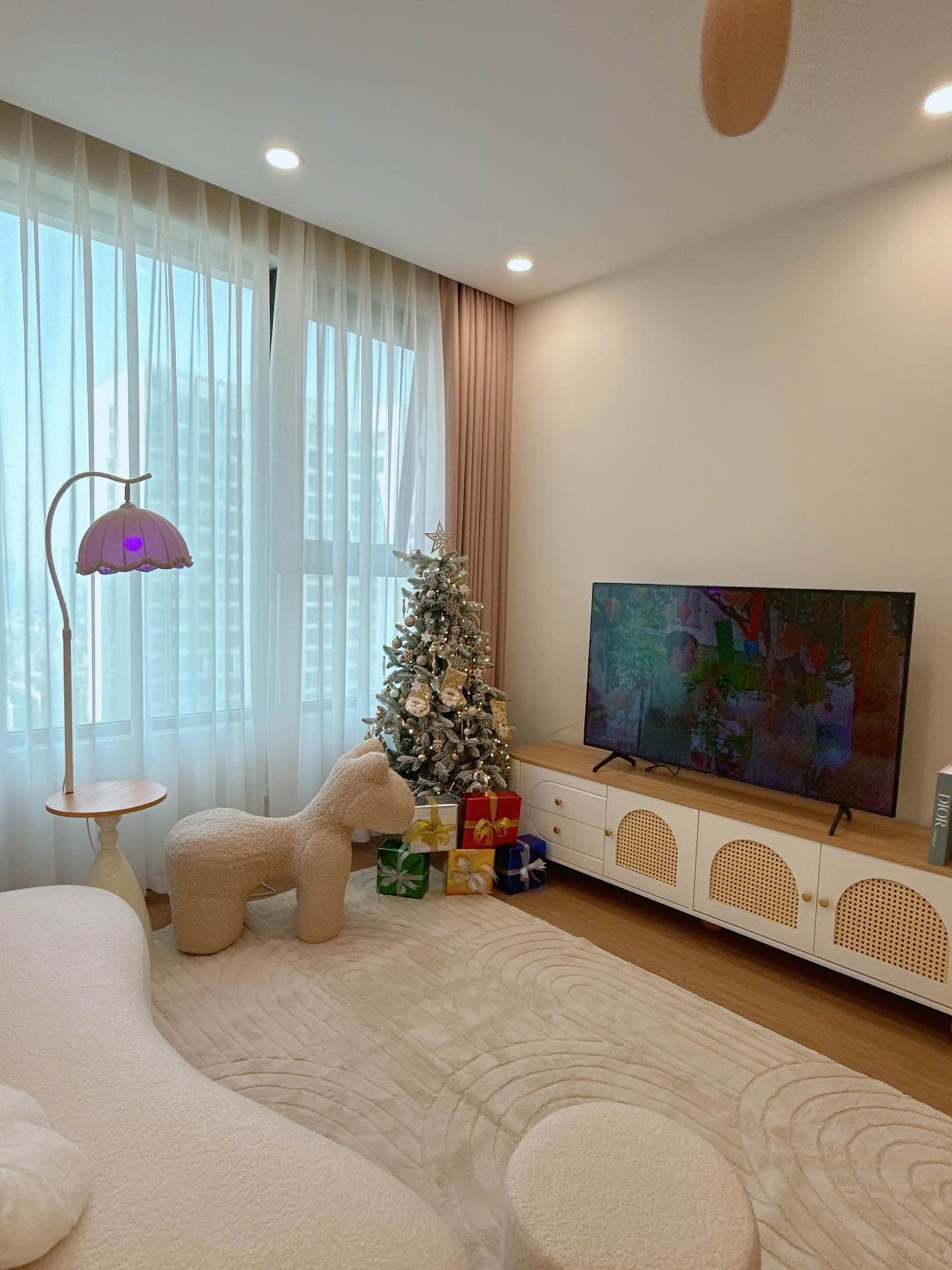 Bán căn hộ 2 phòng ngủ rộng 73.7m² tại chung cư Ecogreen, quận Thanh Xuân