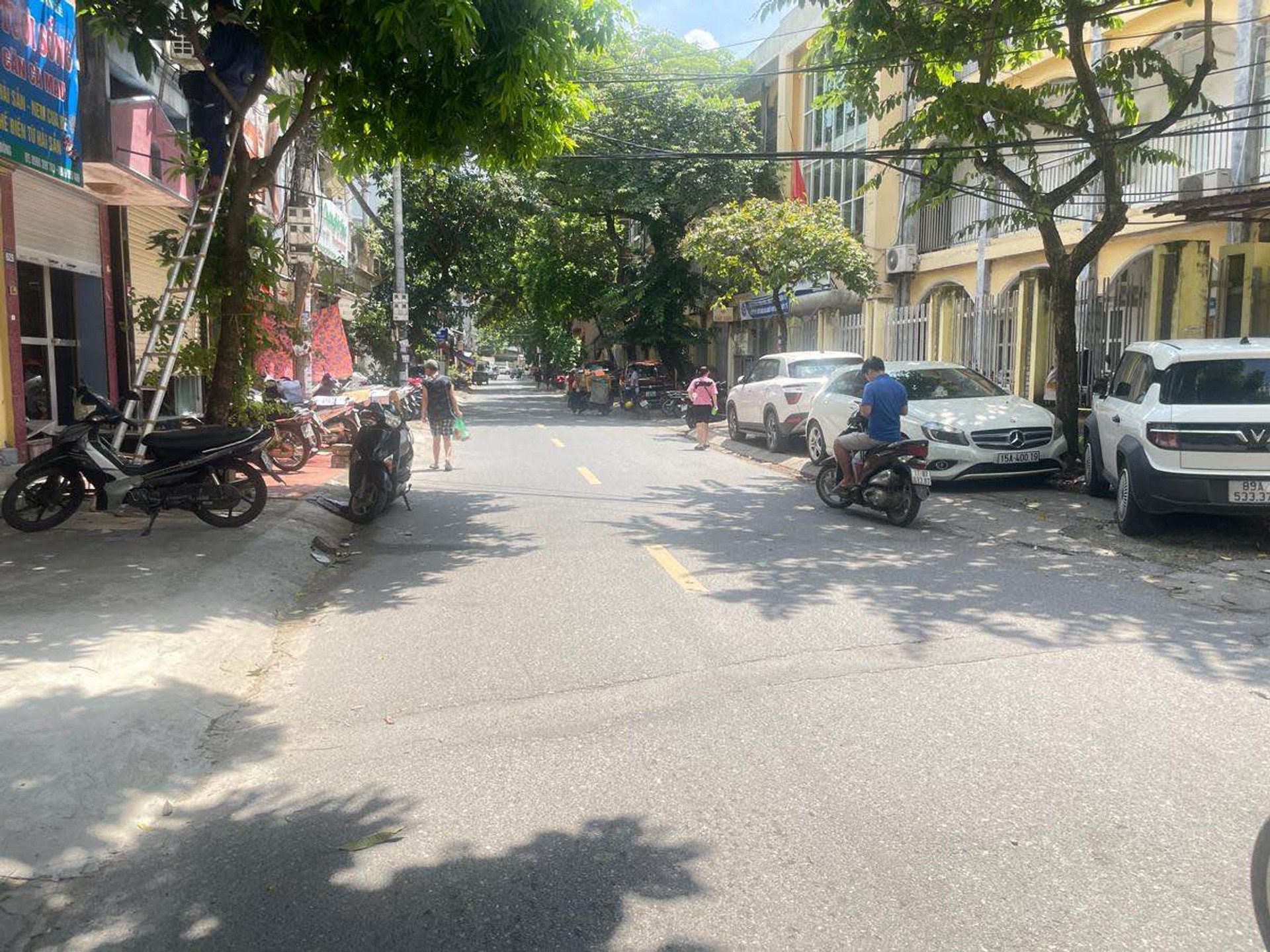 Bán nhà mặt phố Nguyễn Viết Xuân, 46.5m², mặt tiền rộng 4.9m đang cho thuê 17 triệu, giá 20 tỷ