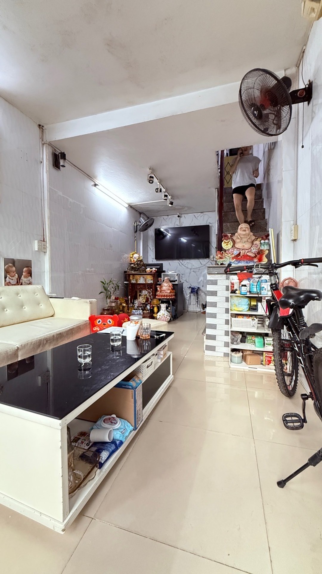 Nhô 6 tỷ có ngay nhà 5 tầng kiê cố mặt phố Minh Khai