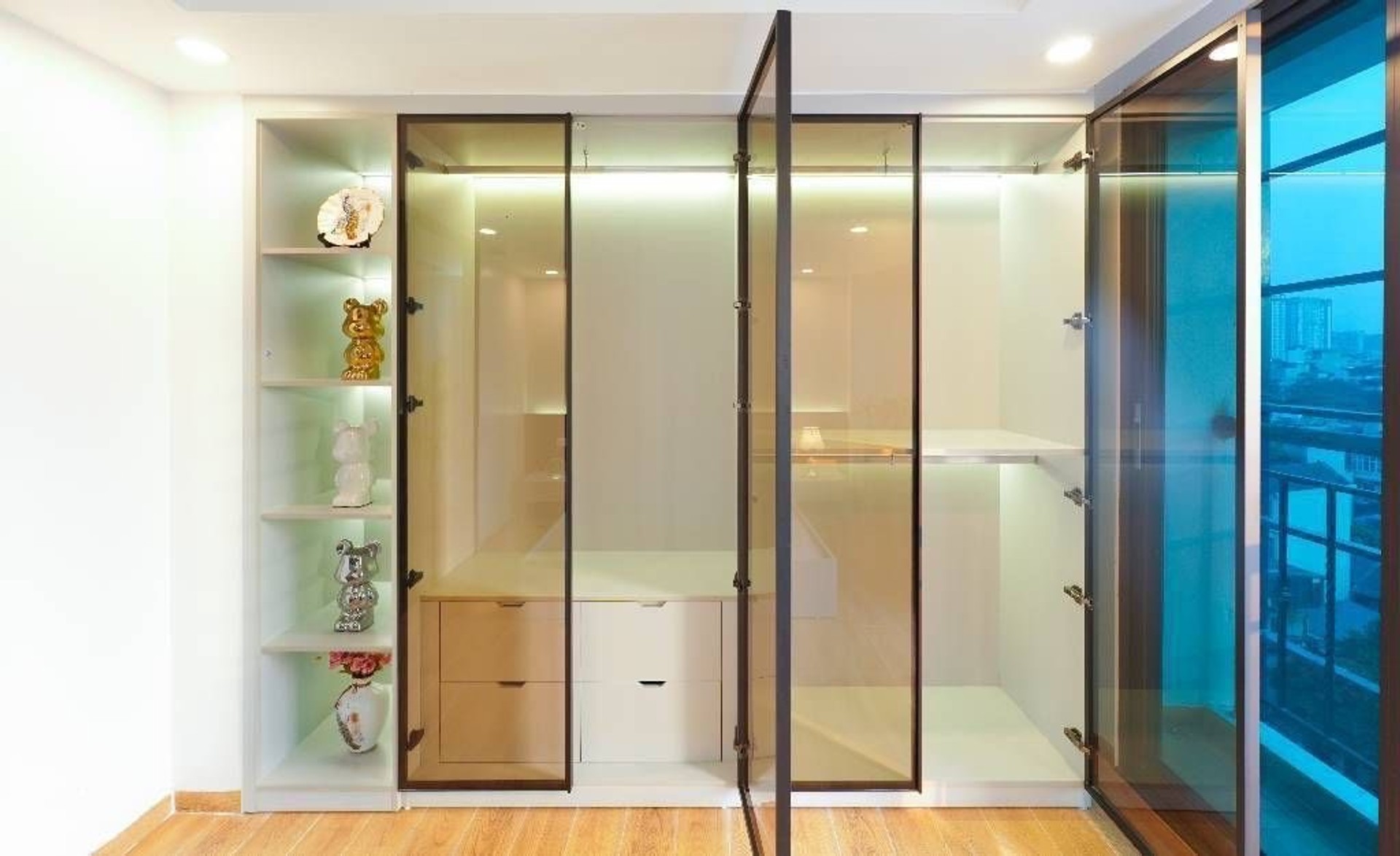 Bán tòa chung cư mini mặt ngõ Mai Dịch, Cầu Giấy, Hà Nội, 82m2, 25 phòng khép kín cao cấp