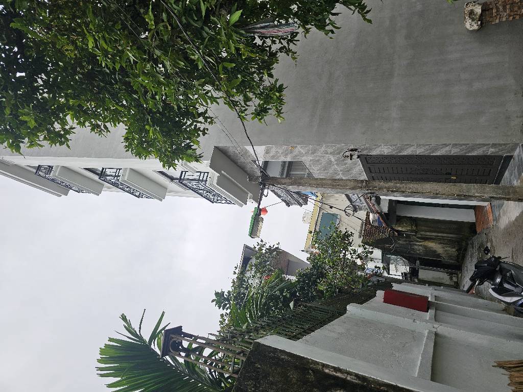 Cơ hội sở hữu nhà 5 tầng vị trí vàng gần hồ điều hòa Thôn Đông Trạch