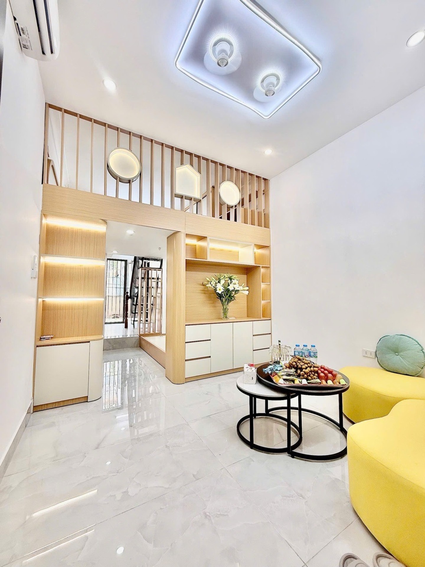 HƠN 2 TỶ – 50M² – 2 NGỦ – TẬP THỂ TẦNG 2 - PHỐ LÒ ĐÚC NHỎ NHƯNG XINH – THOÁNG SÁNG TRƯỚC SAU