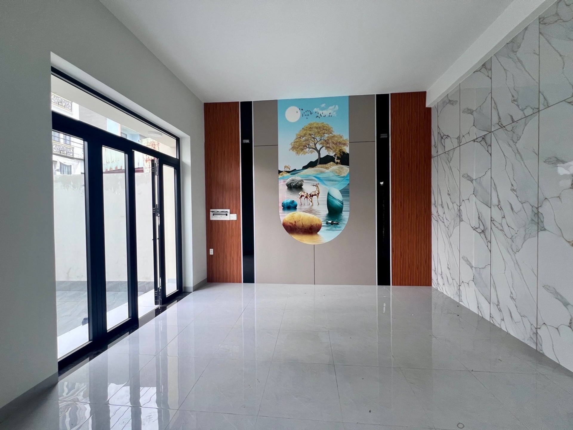 💥 Lô Góc 105m² – 4 Tầng – Đường 8m – Chỉ 6,5 Tỷ!