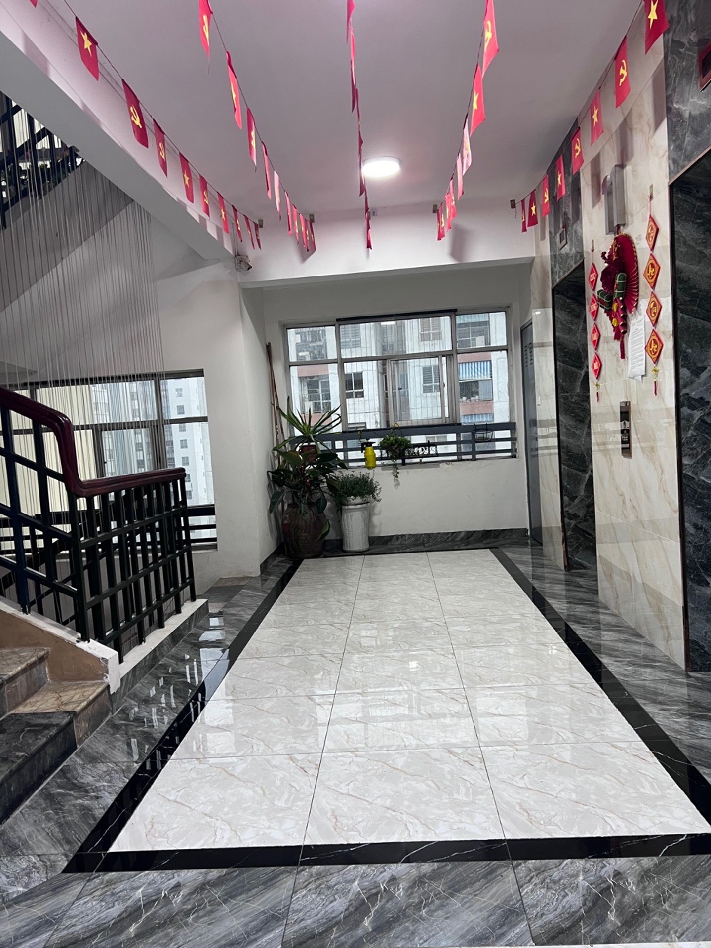 Bán căn hộ 3 phòng ngủ tại Bắc Linh Đàm, khu dân cư yên tĩnh
