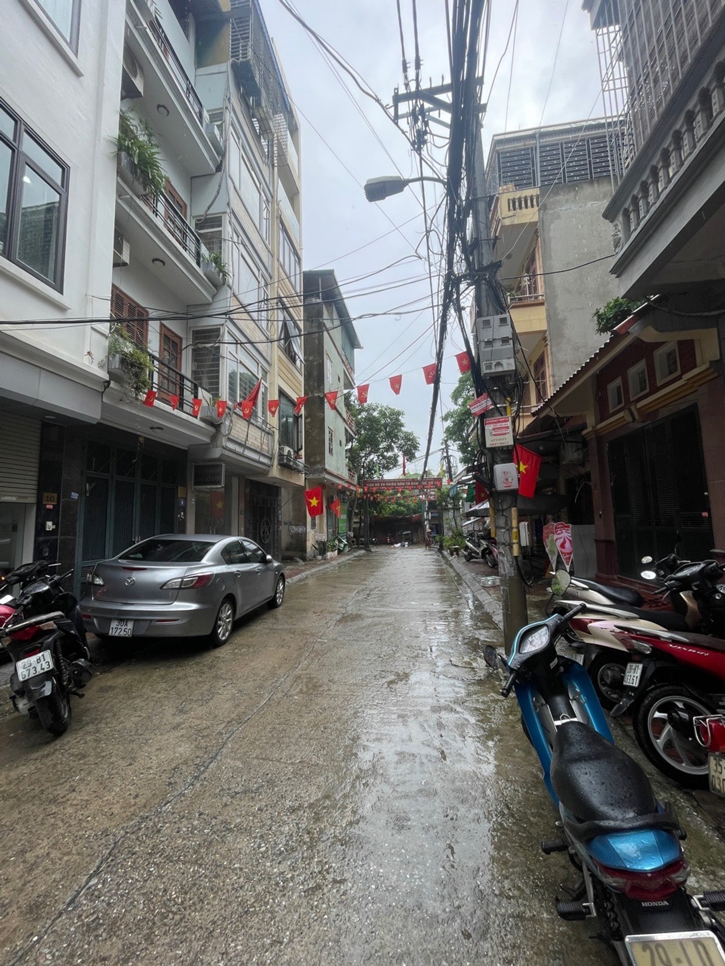 Bán nhà riêng lô góc 5 tầng tại Thanh Bình ô tô tránh, ngõ thông tiện kinh doanh
