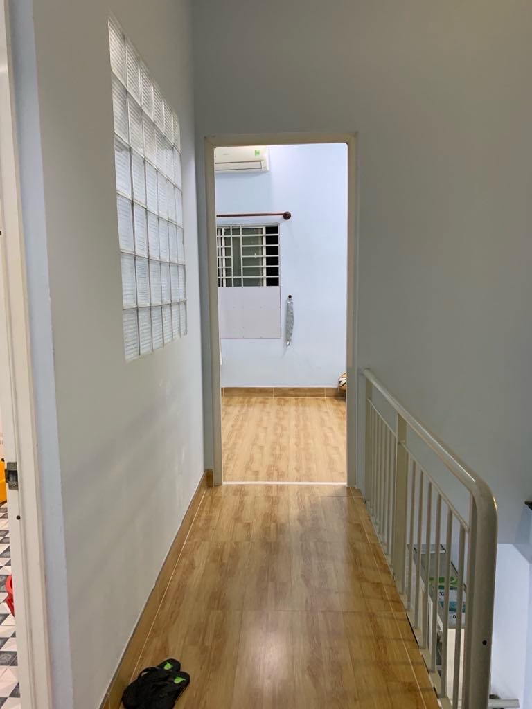 Bán nhà 44m2 2 tầng hẻm 4m phường 10 Tân Bình giá 5,6 tỷ