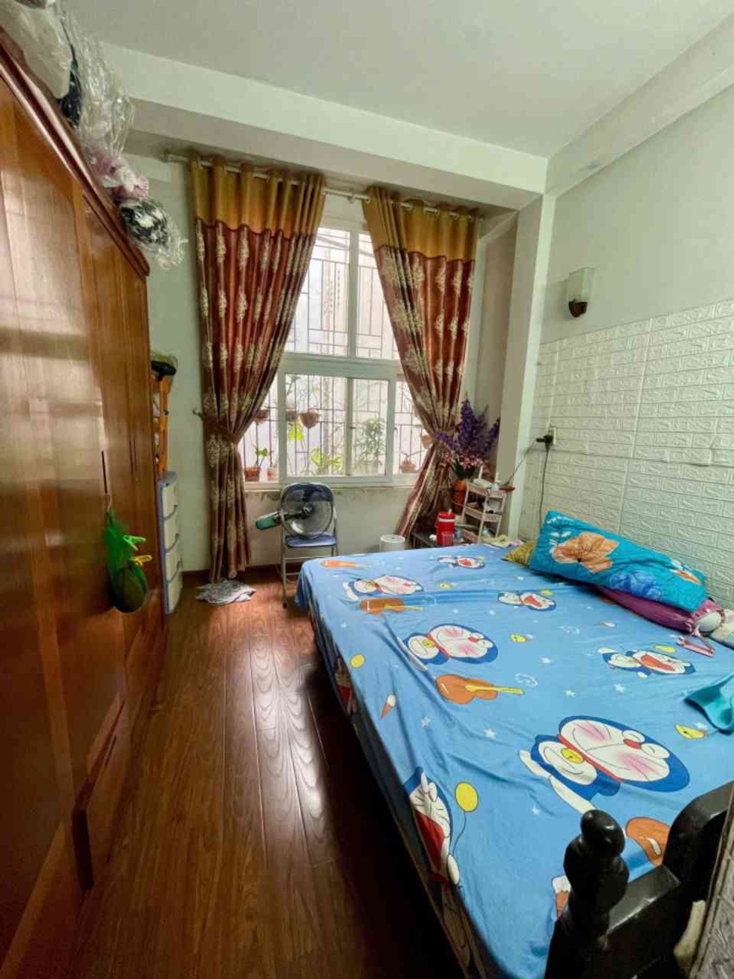 Nhà 5 tầng kiên cố gần Đại học Sân khấu Điện ảnh tại Mai Dịch