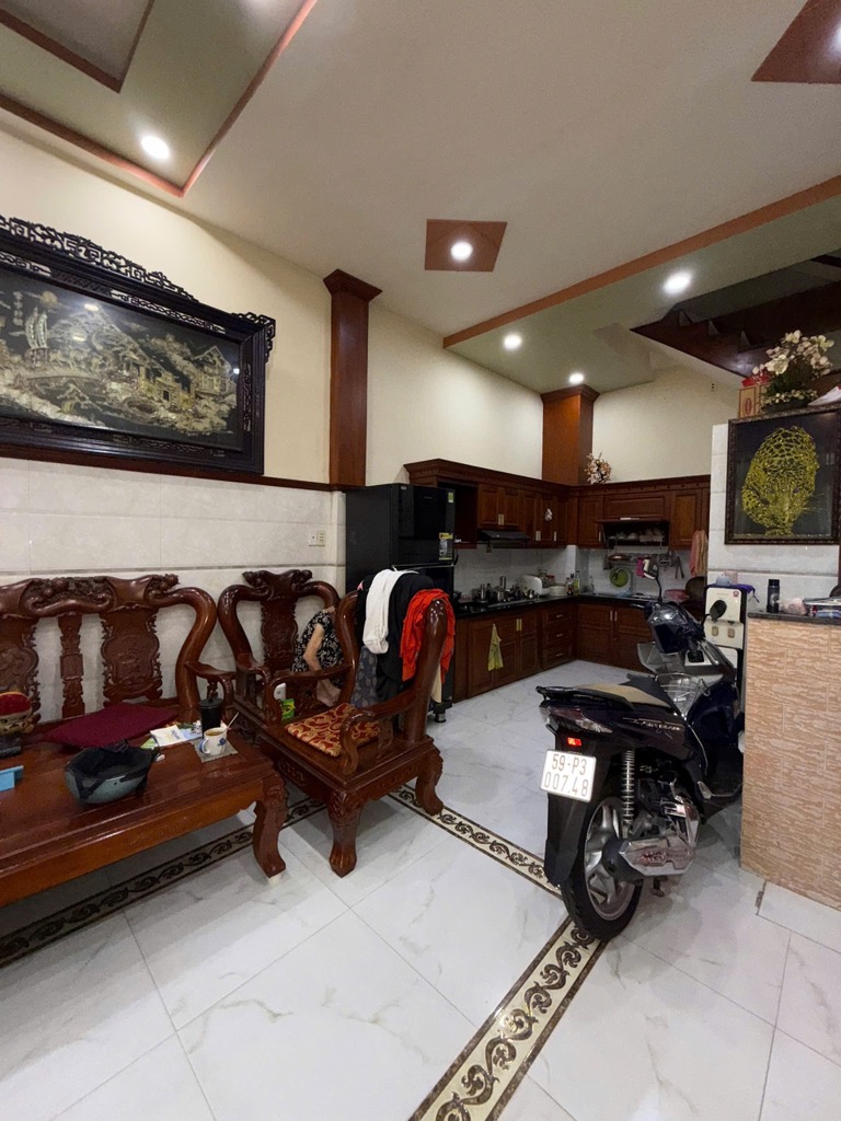 Nhà 3 tầng 34m2 giá 6.4 tỷ tại Tân Bình, gần Bàu Cát
