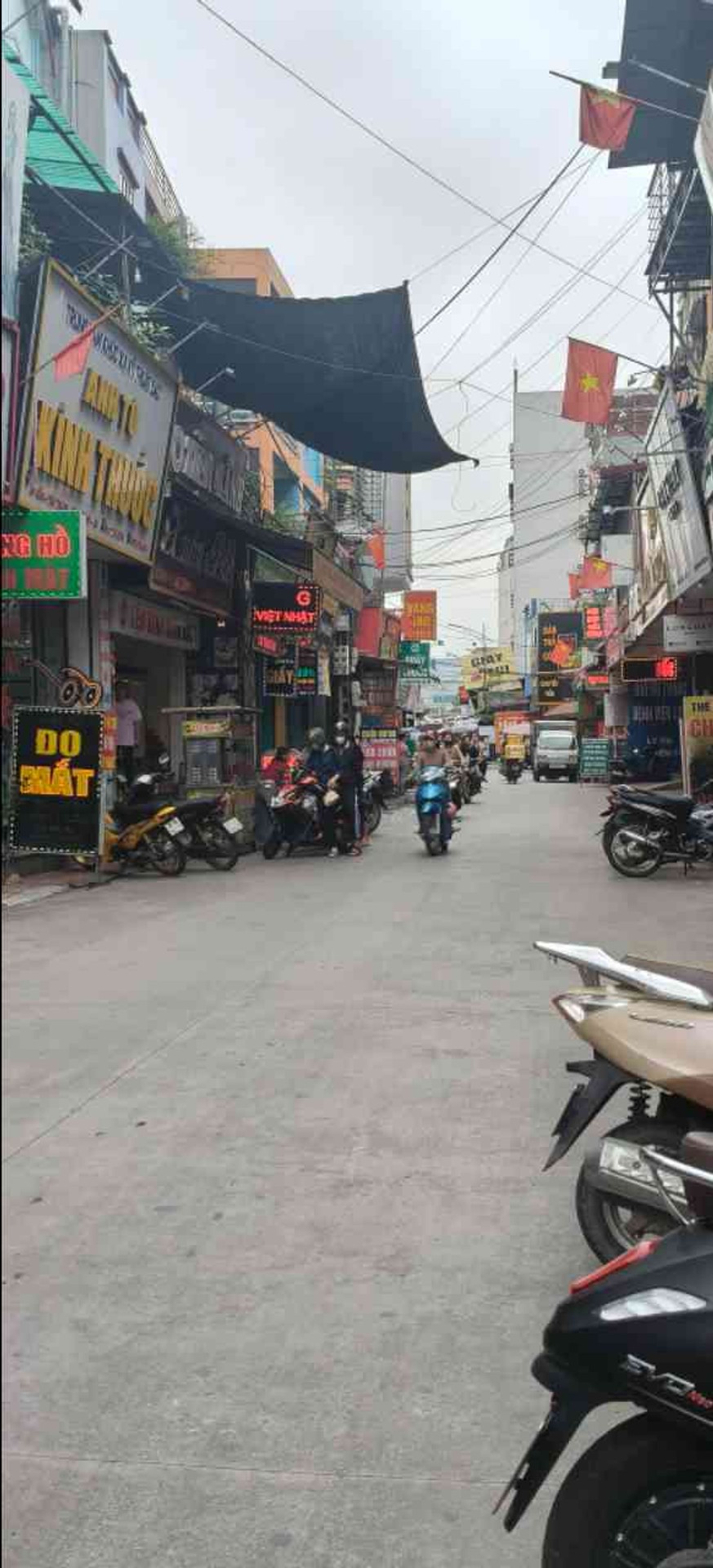Vị trí trung tâm Yên Phong, sát KCN Yên Phong, khu vực đông công nhân & chuyên gia.