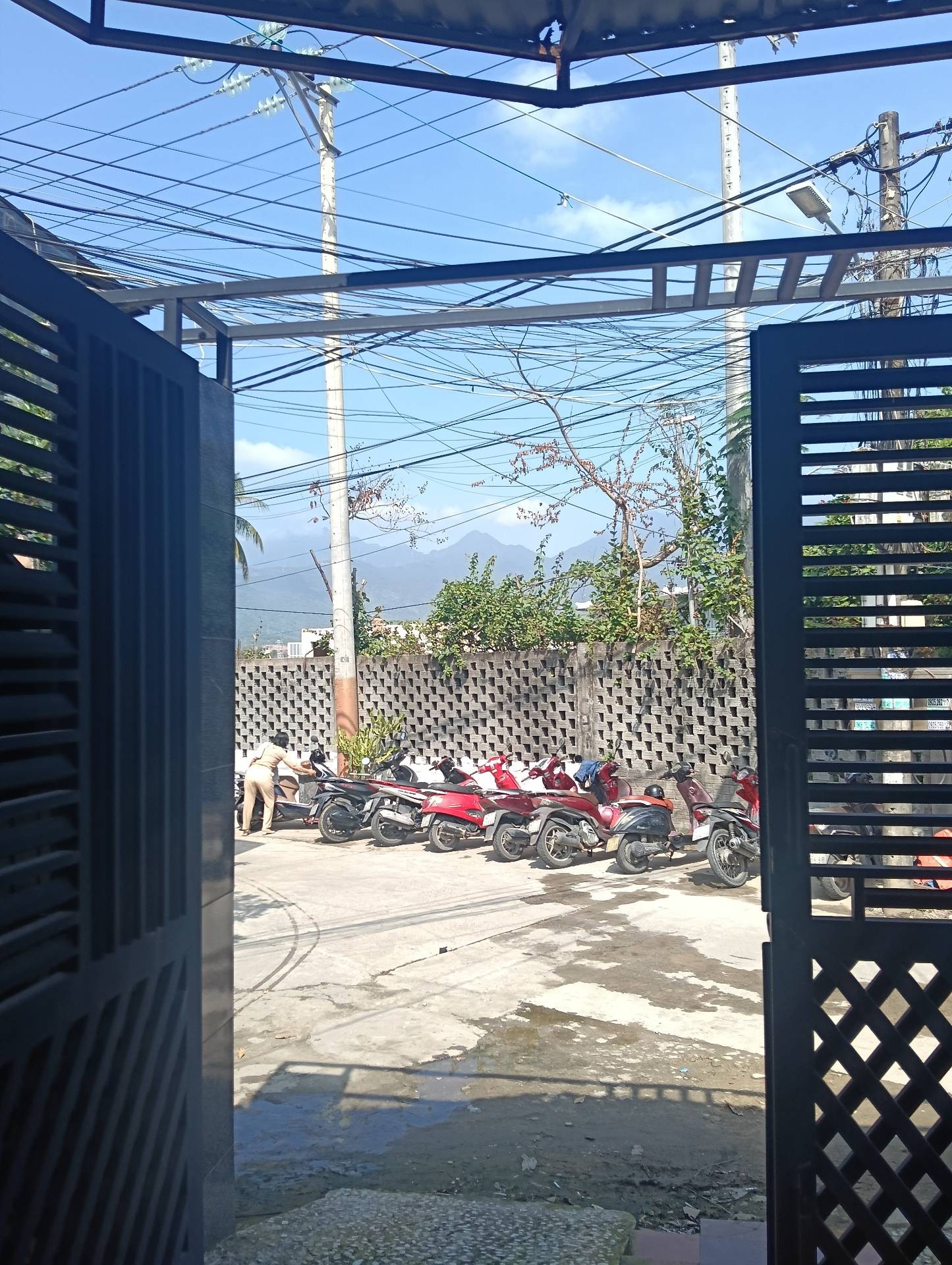 Bán biệt thự liền kề 230m2 gần khu nghỉ dưỡng biển Hải Vân